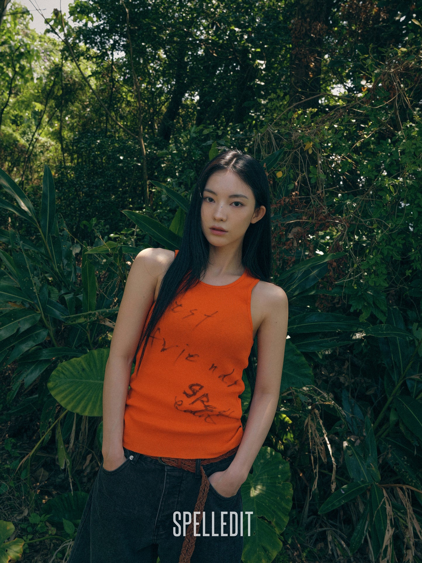 BEST FRIENDS SLEEVELESS