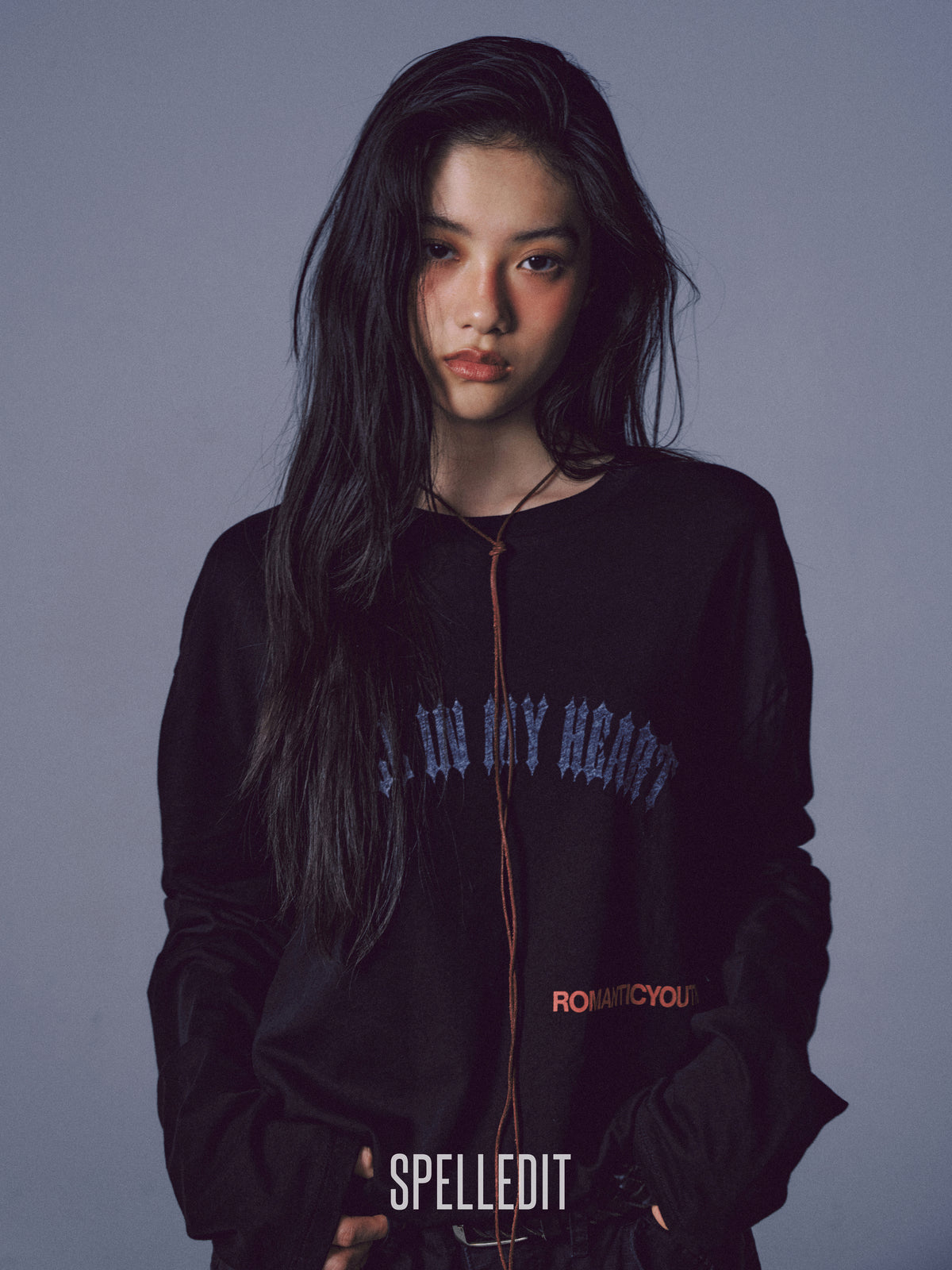 PEACE LONG SLEEVE T-SHIRT