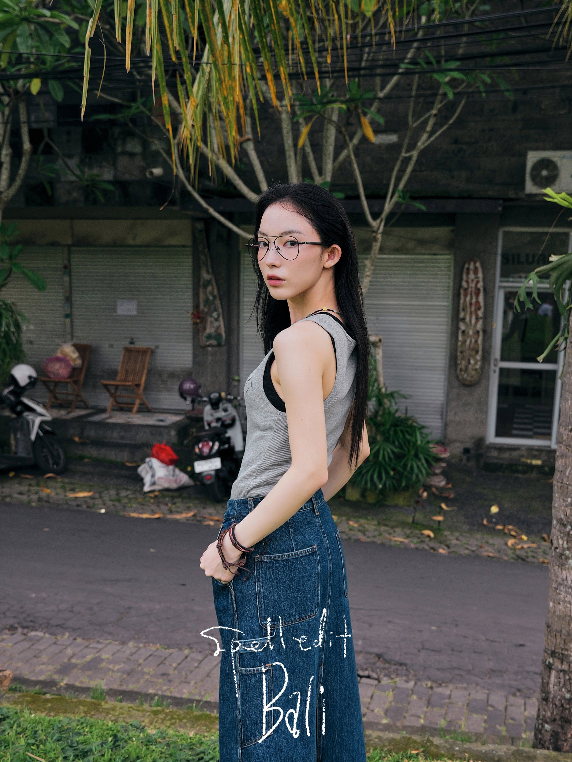 HANDWRITTEN LETTERING TANK TOP