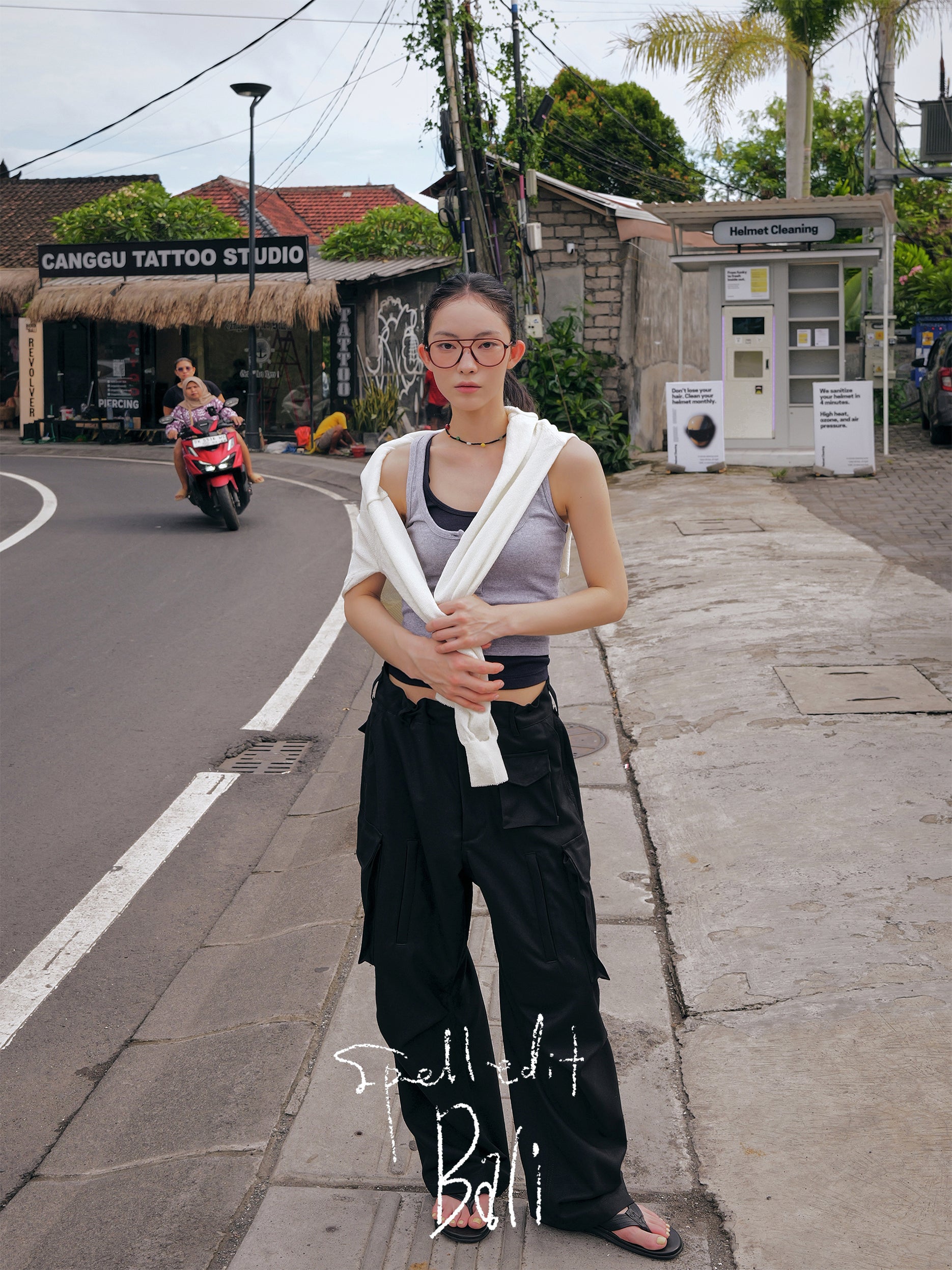 MULTI-POCKET SLACKS