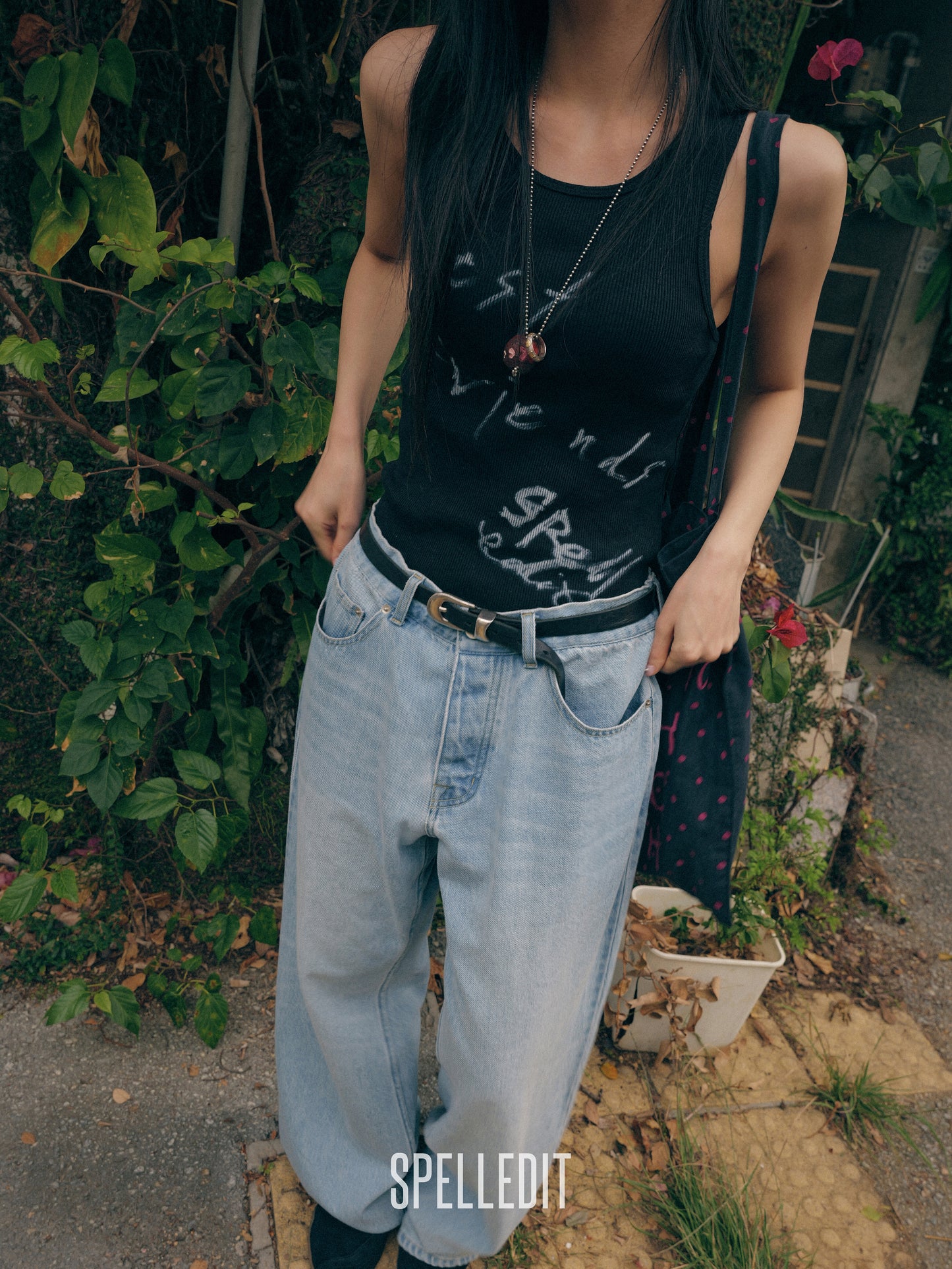 BEST FRIENDS SLEEVELESS