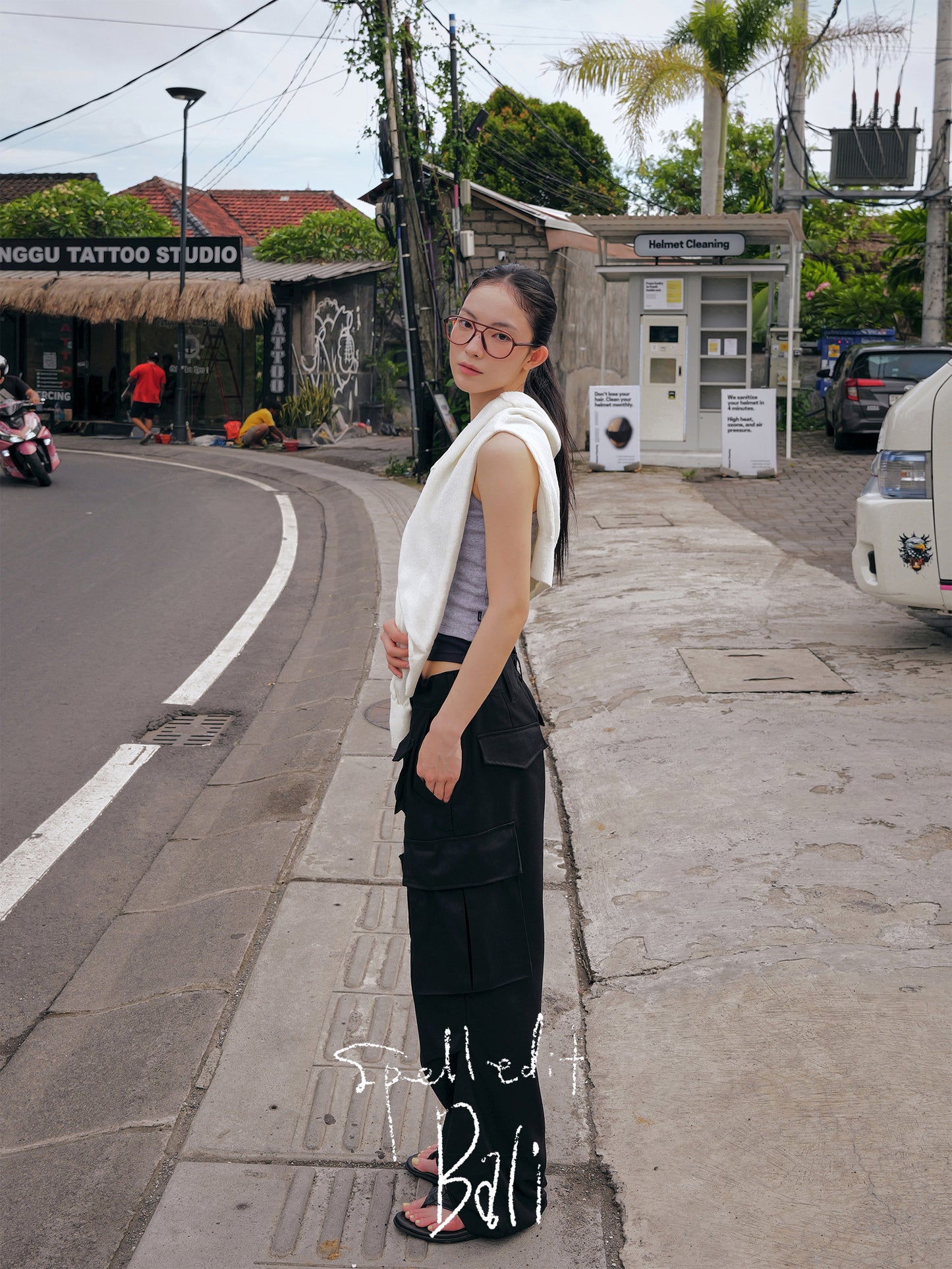 MULTI-POCKET SLACKS