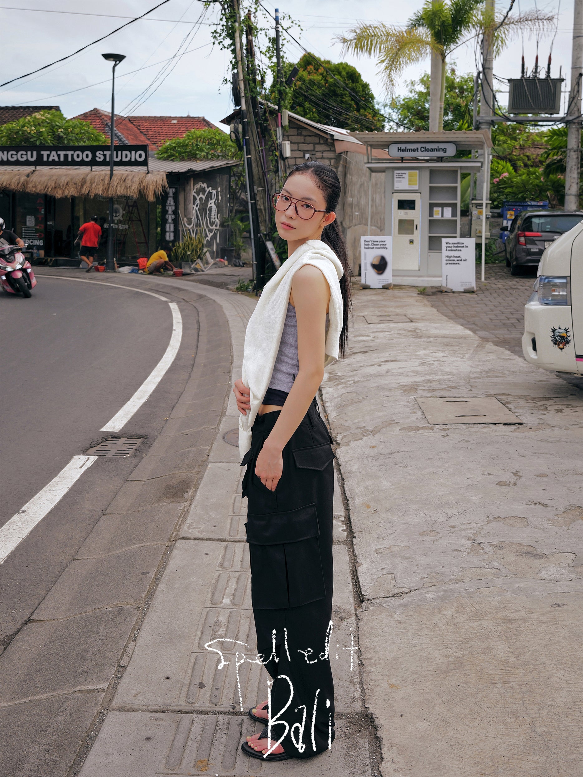 MULTI-POCKET SLACKS