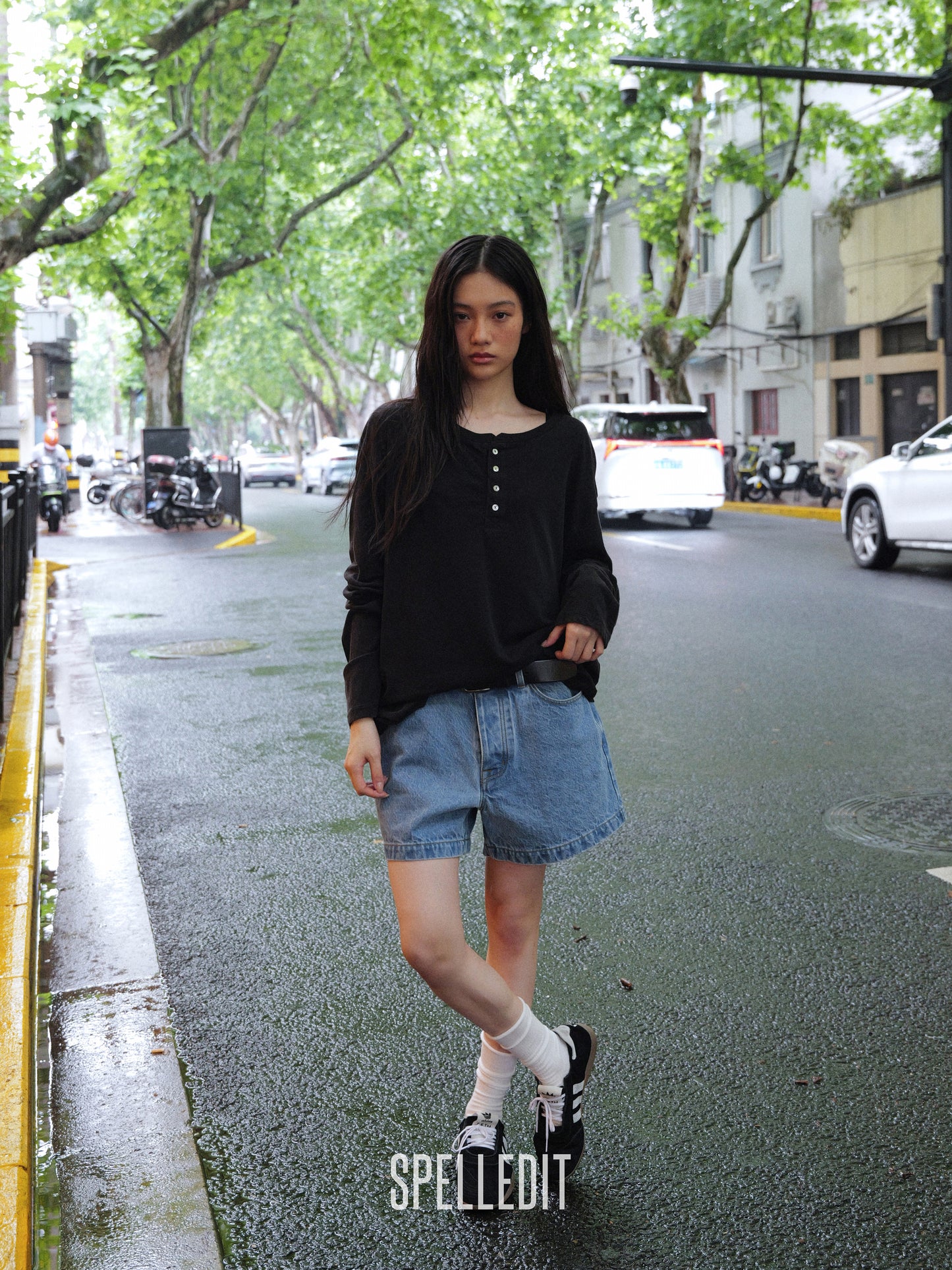 [6/22 PRE]LOOSE FIT HENLEY LONG SLEEVE T-SHIRT