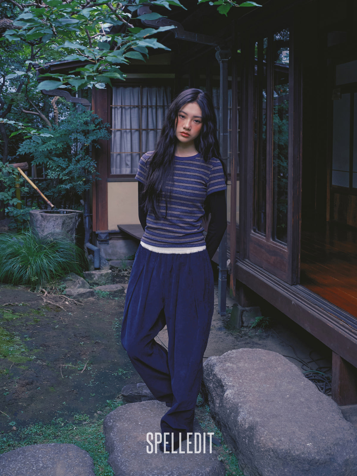 Stripe contrasted corduroy pants