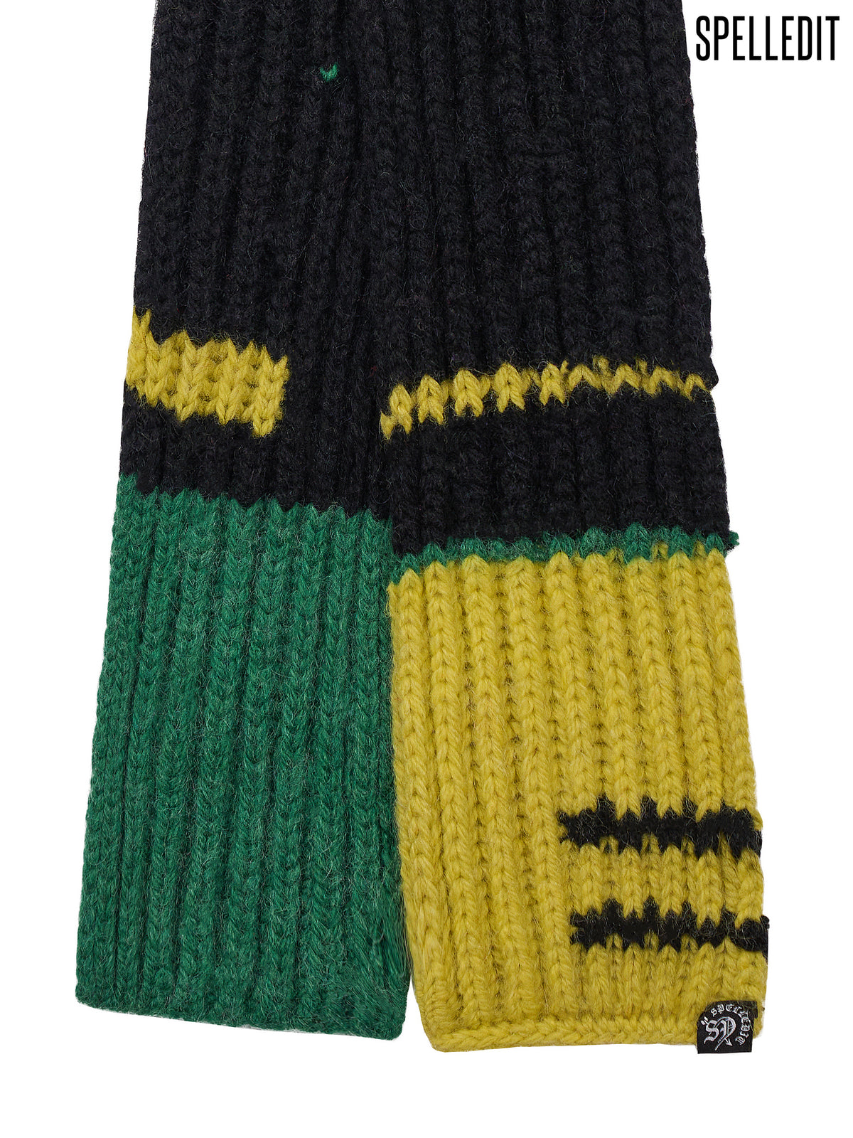 Intarsia Muffler