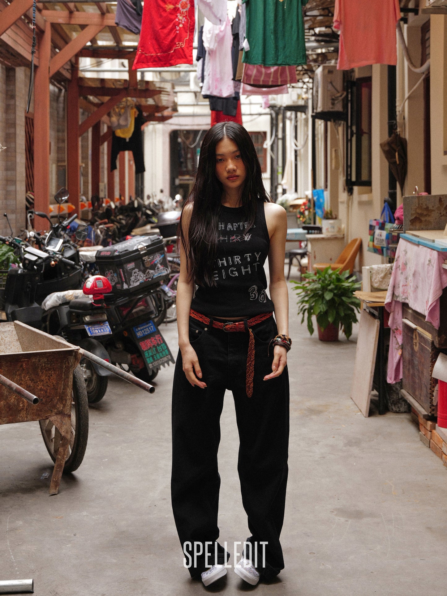 [6/22 PRE]CHAPTER 38 SLEEVELESS