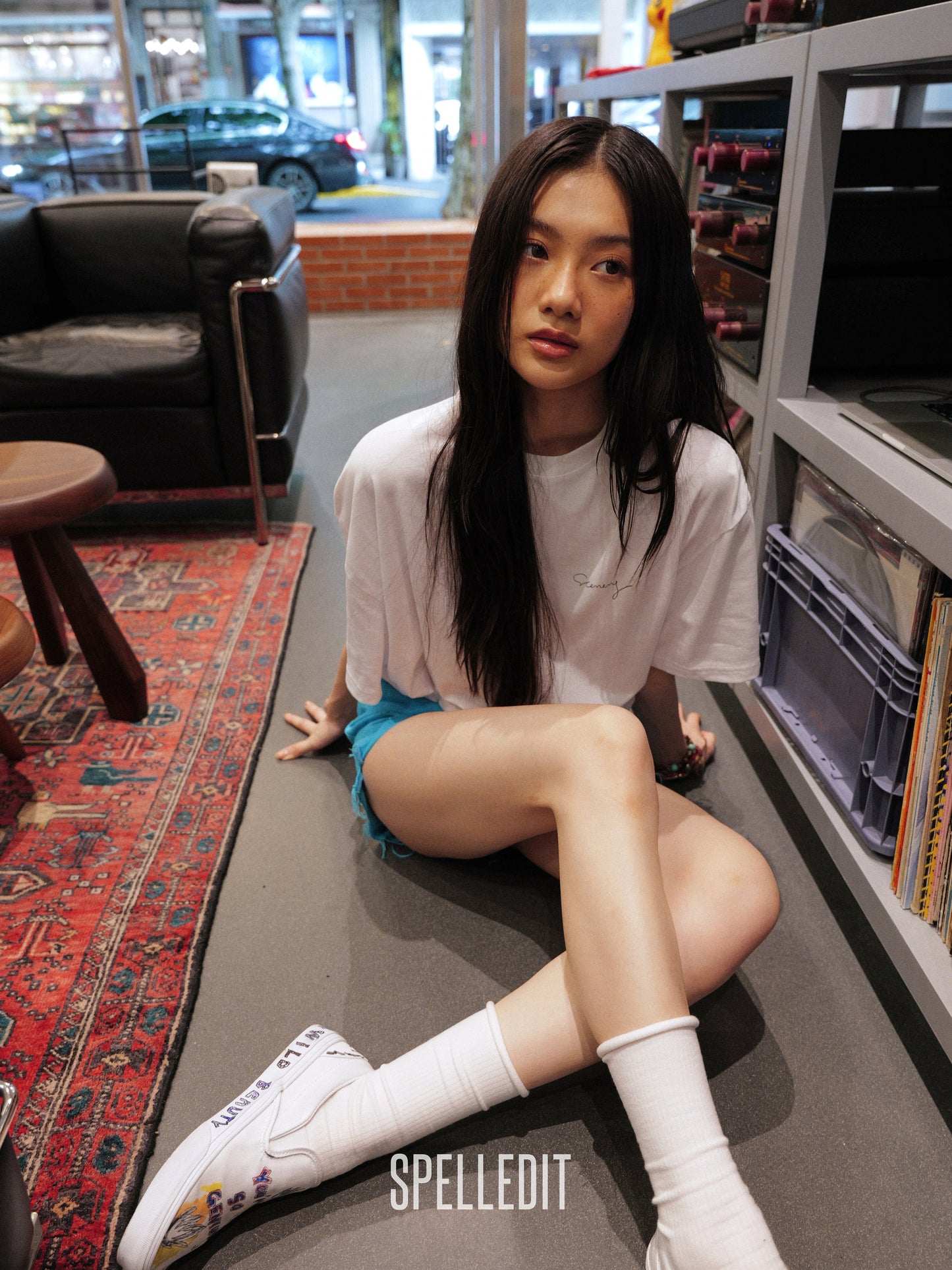 [6/22 PRE]FLOWER SCENERY T-SHIRT