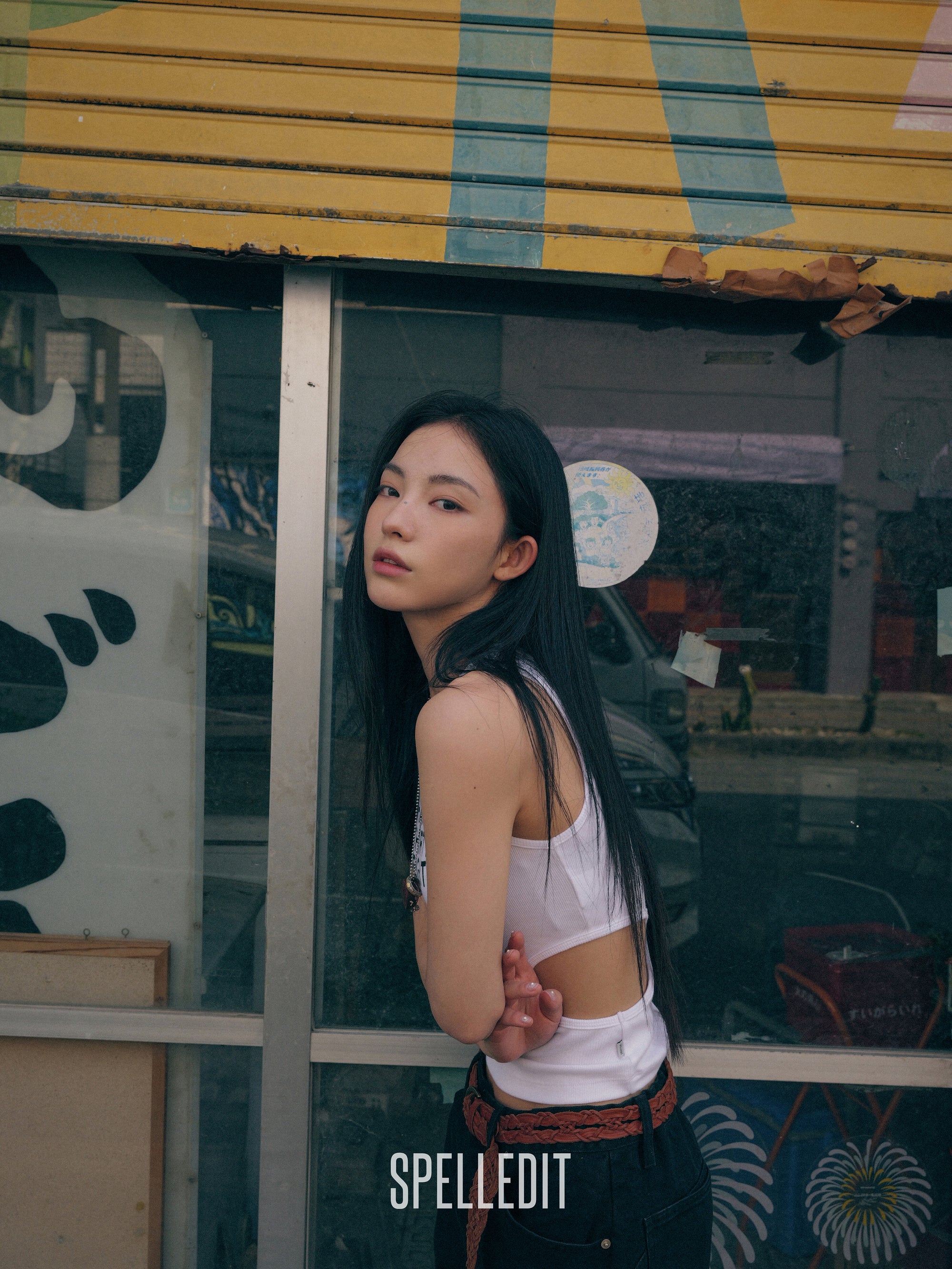 WAIST CUT-OUT SLEEVELESS