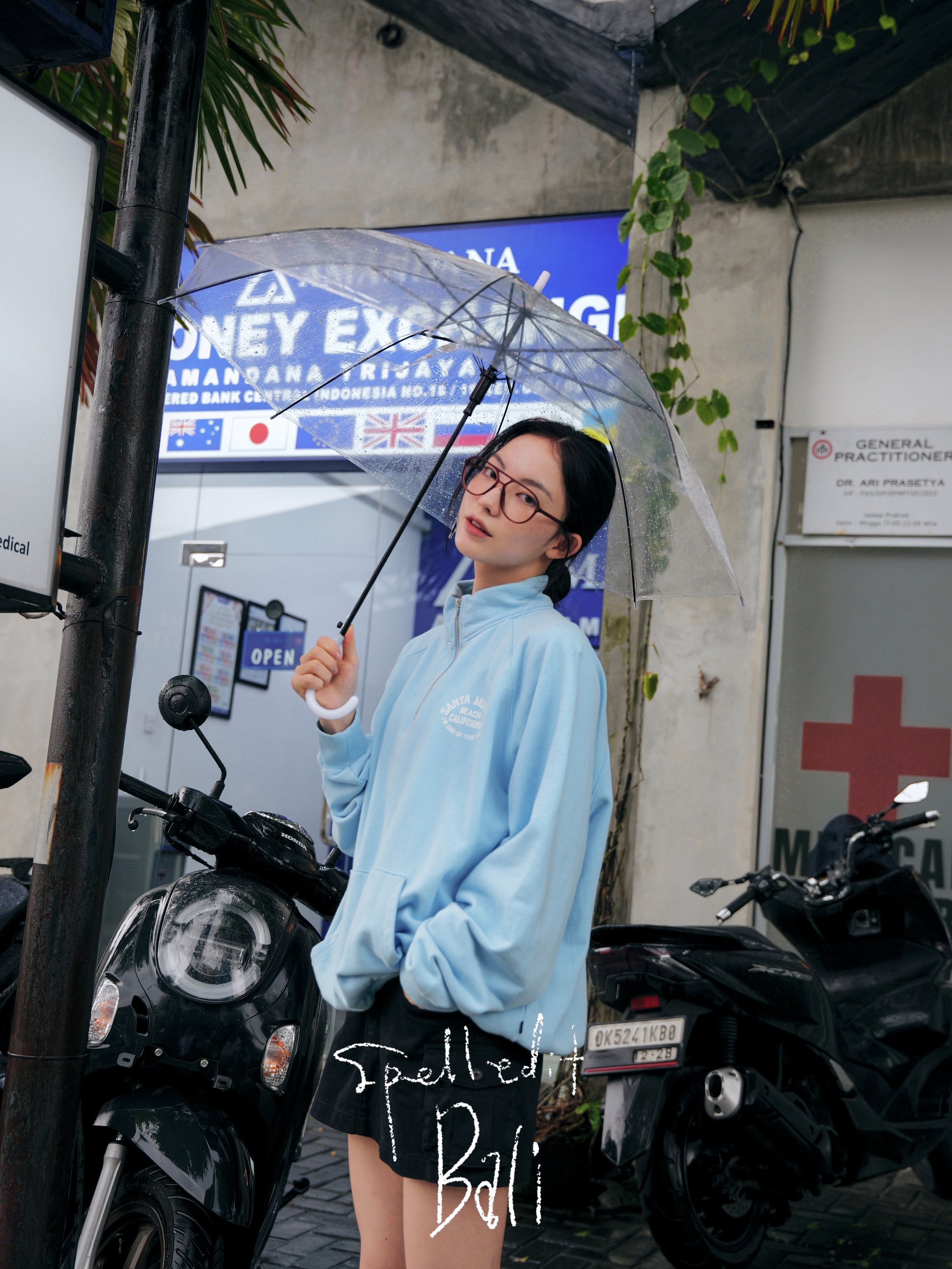 SANTA MONICA HALF ZIP SWEATSHIRT