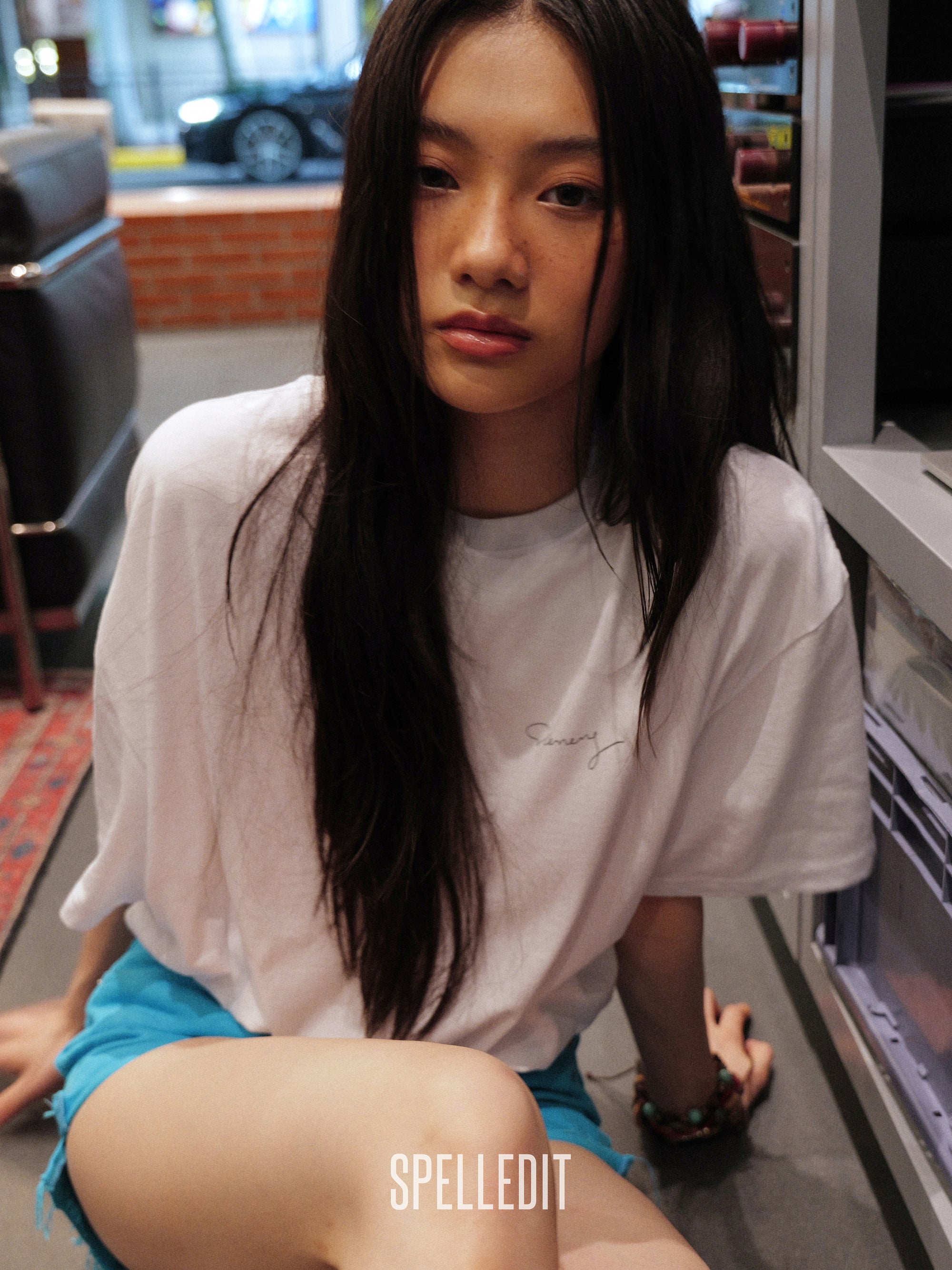 [6/22 PRE]FLOWER SCENERY T-SHIRT