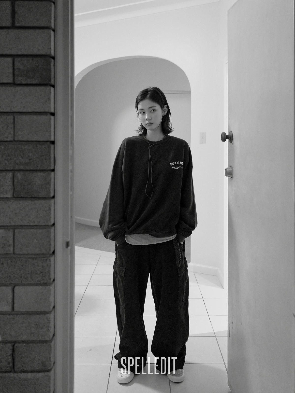 PEACE SWEATSHIRT