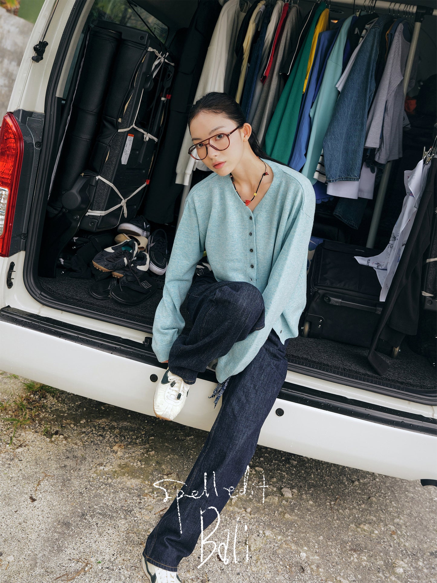 ASYMMETRIC CARDIGAN