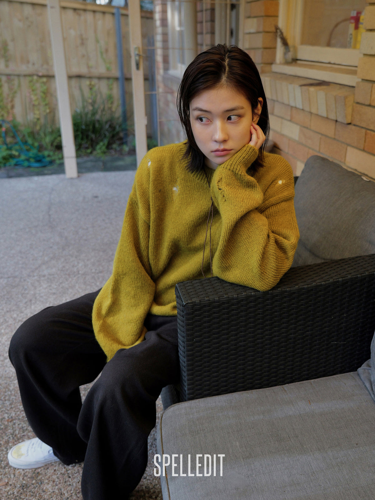 VINTAGE DISTRESSED KNIT