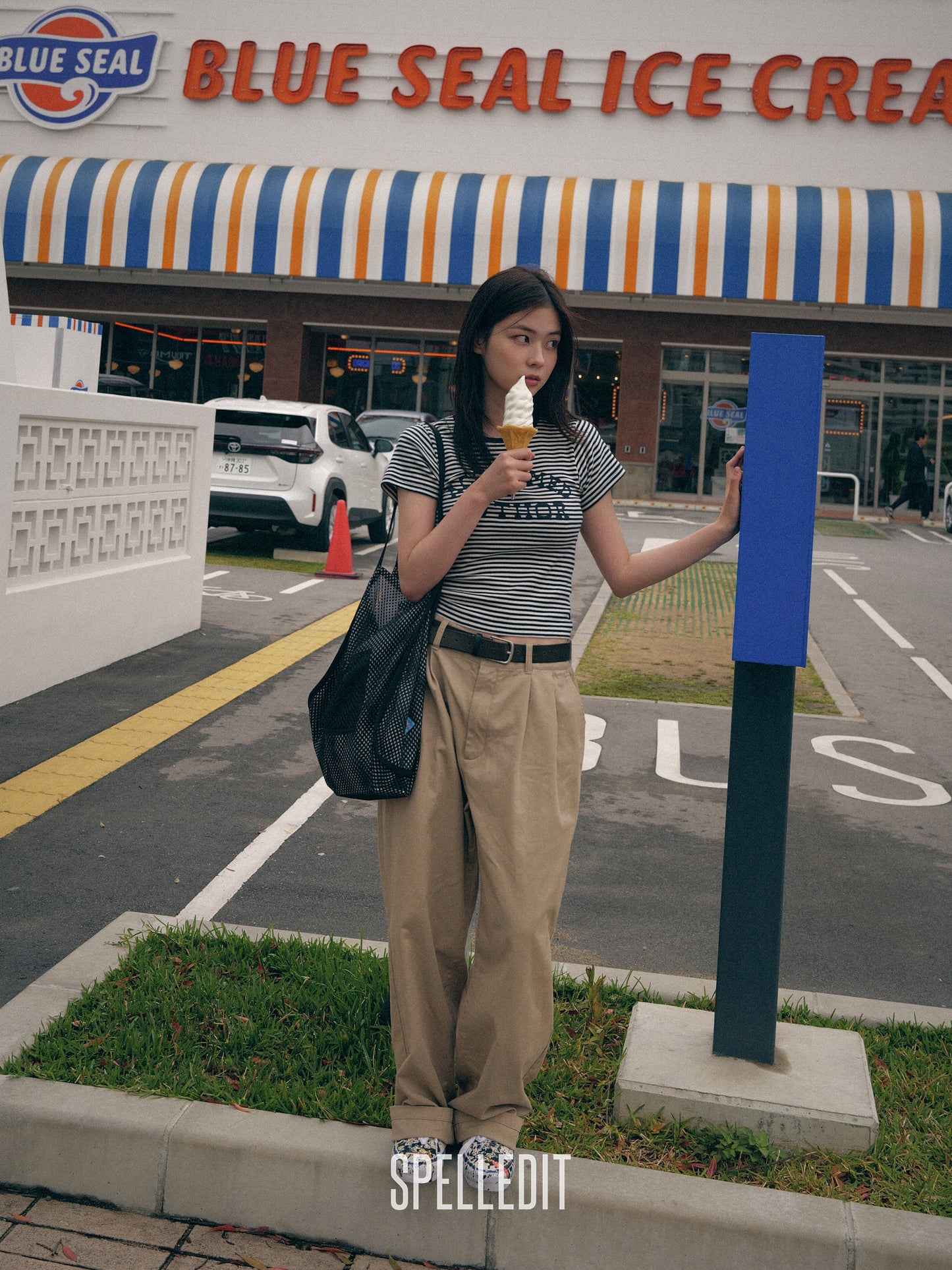 STRIPE LETTERING SLIM T-SHIRT