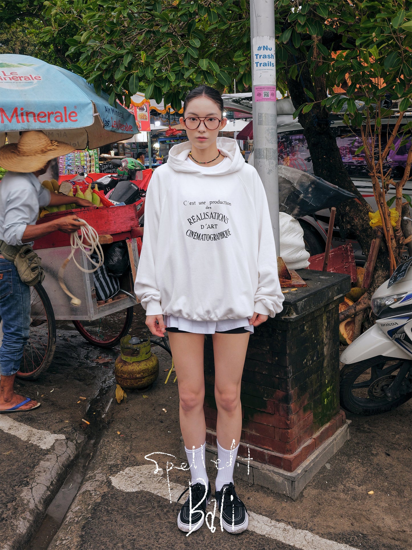 LETTERING RAGLAN HOODIE