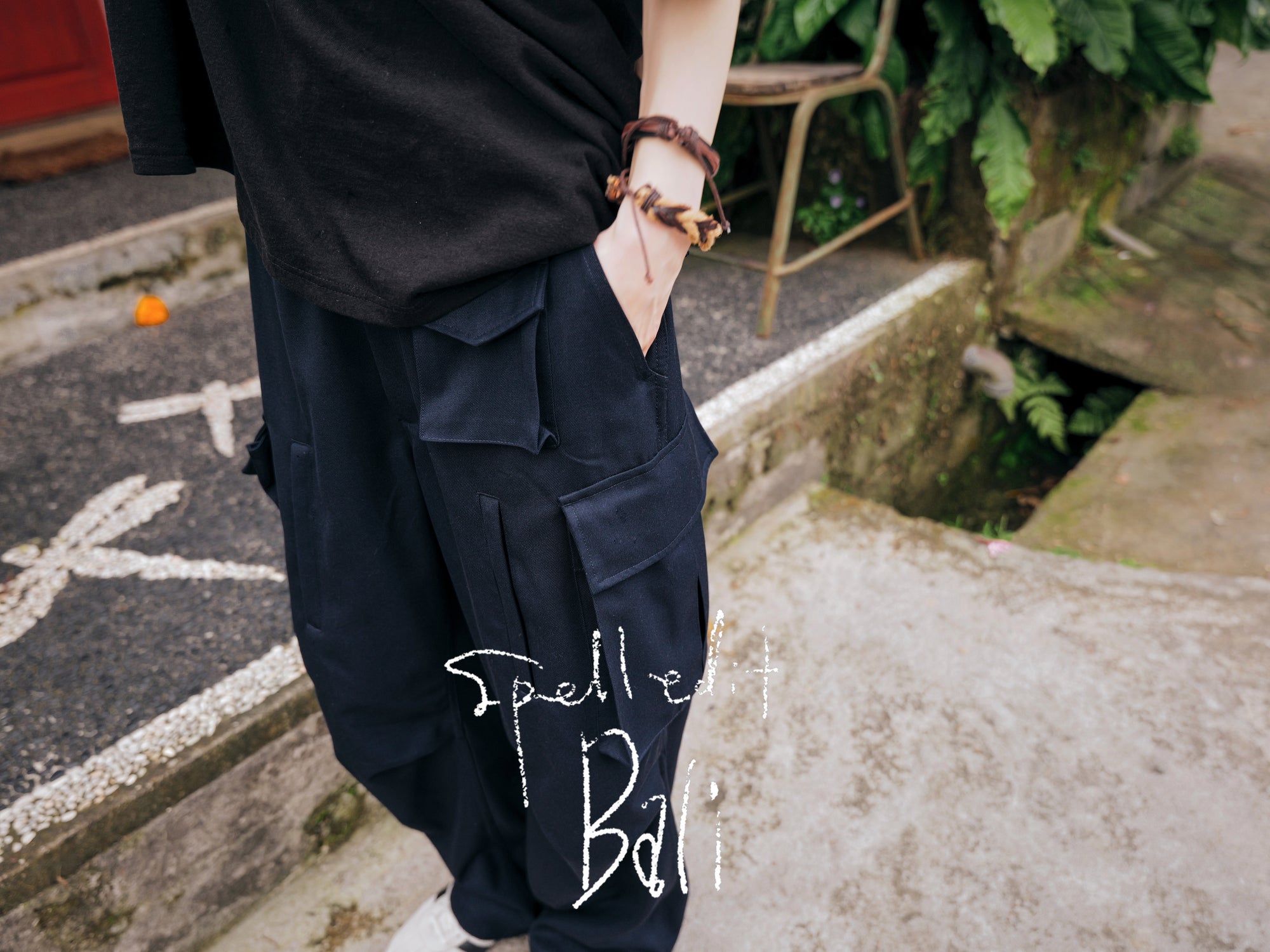 MULTI-POCKET SLACKS