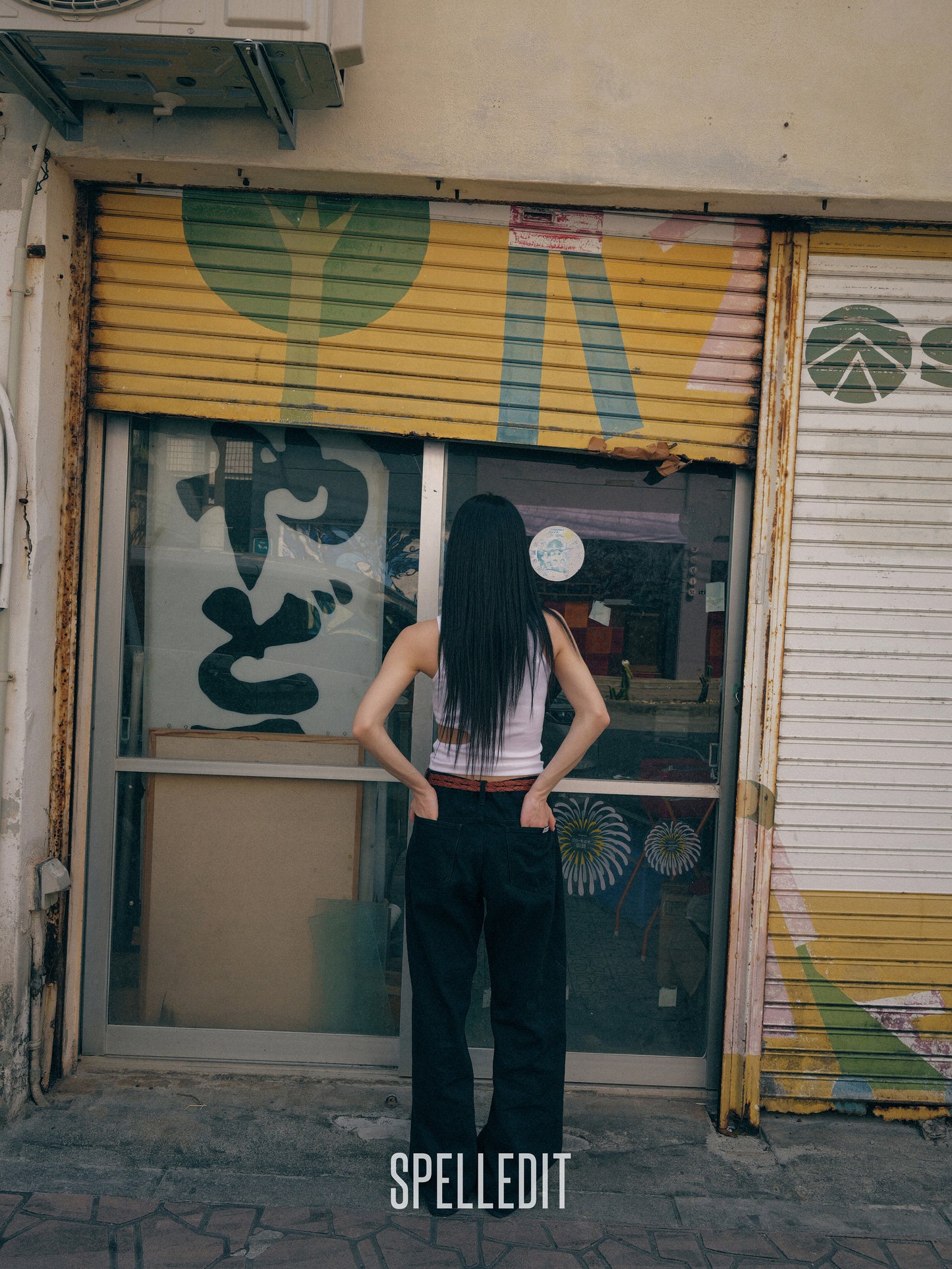 WAIST CUT-OUT SLEEVELESS