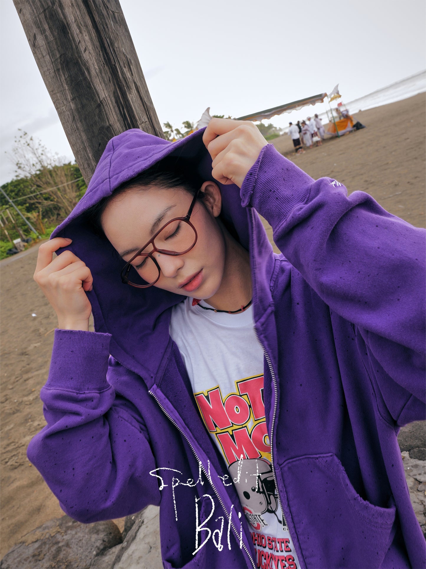 DISTRESSED ZIP-UP HOODIE