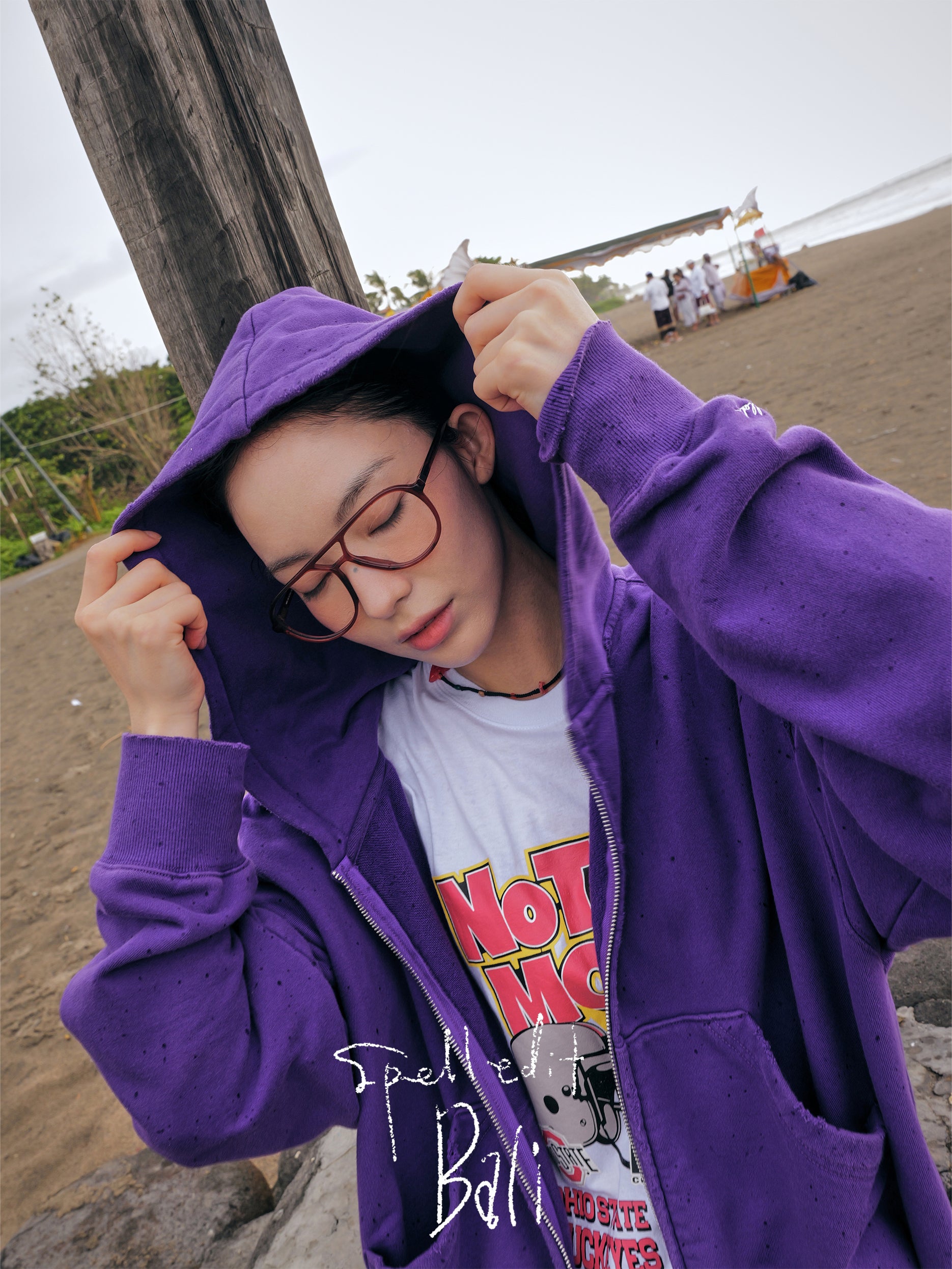 DISTRESSED ZIP-UP HOODIE