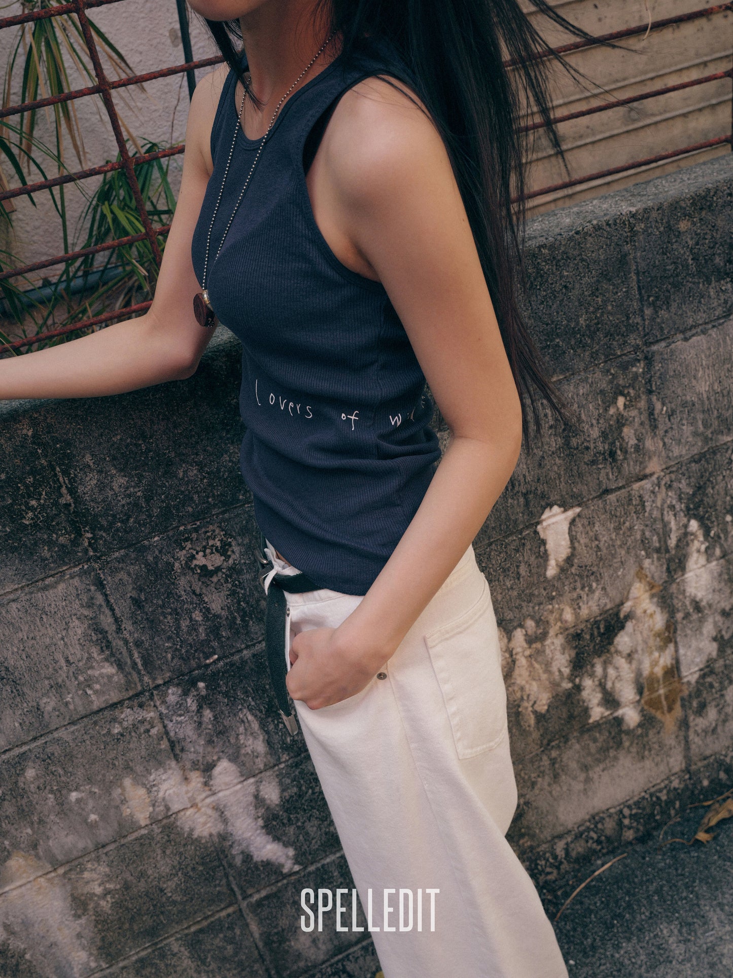 SIDE LETTERING SLEEVELESS