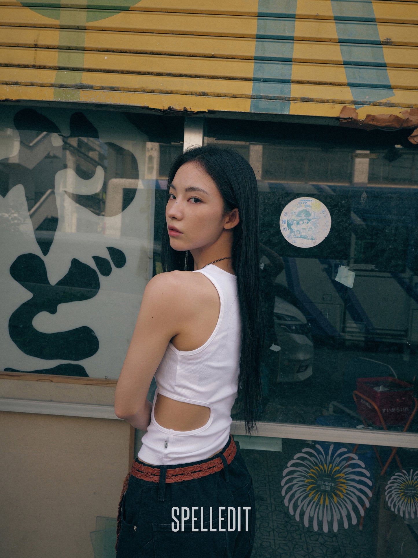 WAIST CUT-OUT SLEEVELESS