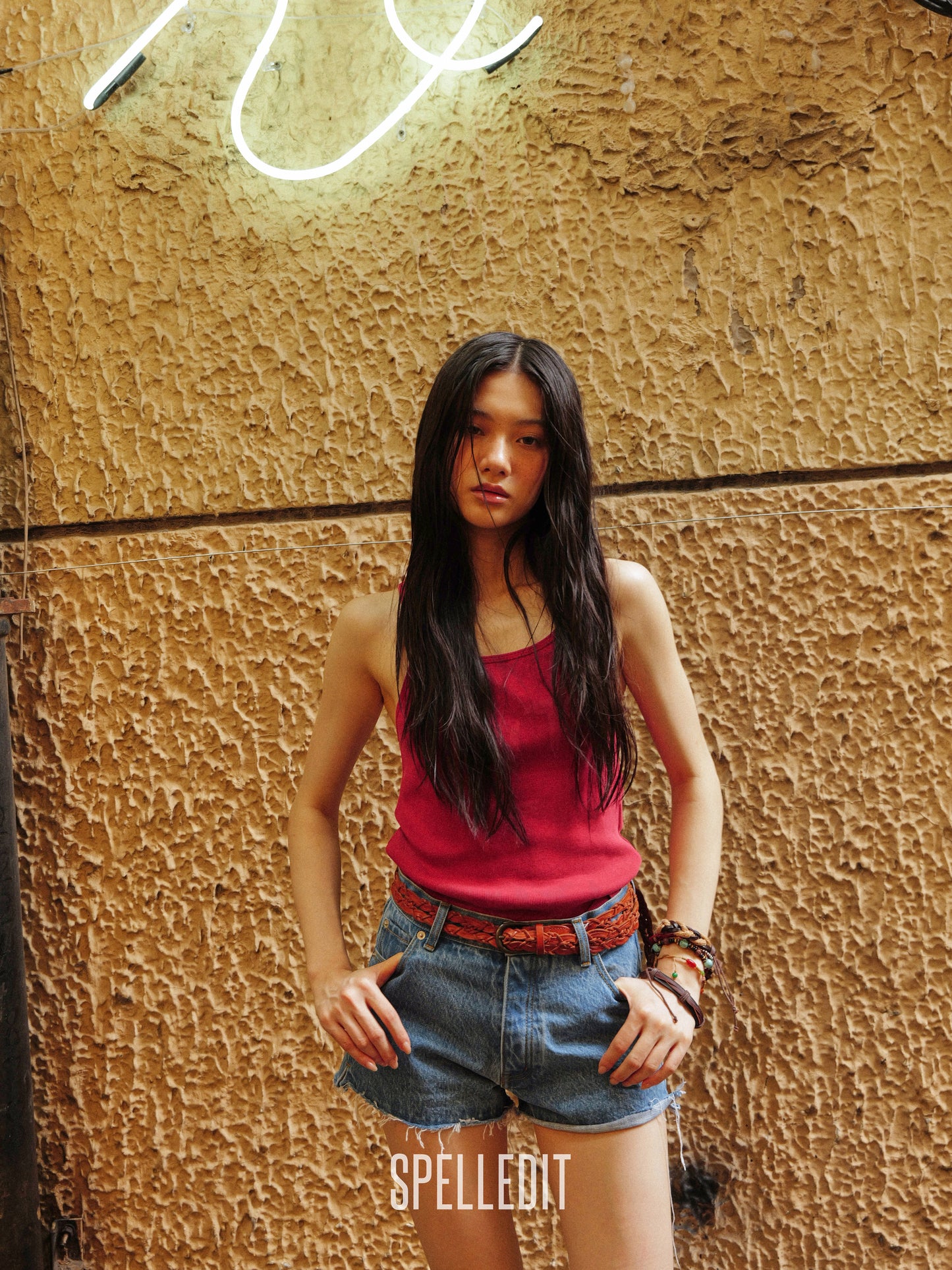 [6/22 PRE]DISTRESSED DENIM SHORTS