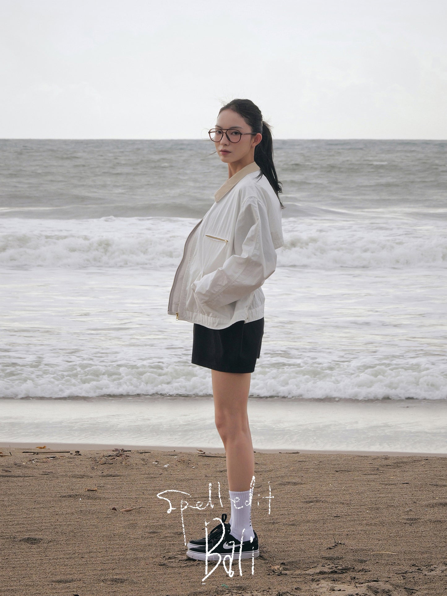 CONTRAST-COLLAR UTILITY JACKET