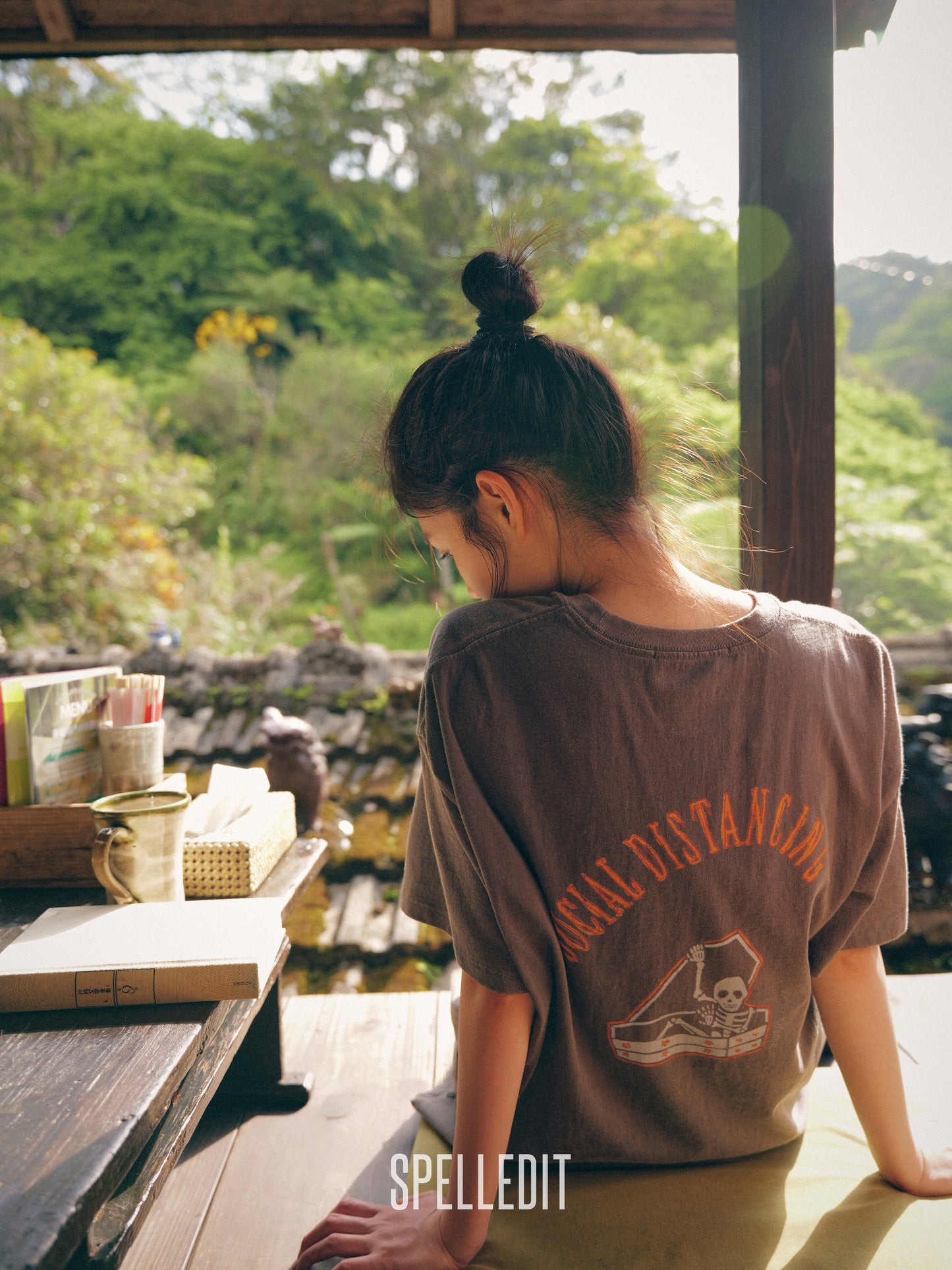 SKULL GRAPHIC T-SHIRT
