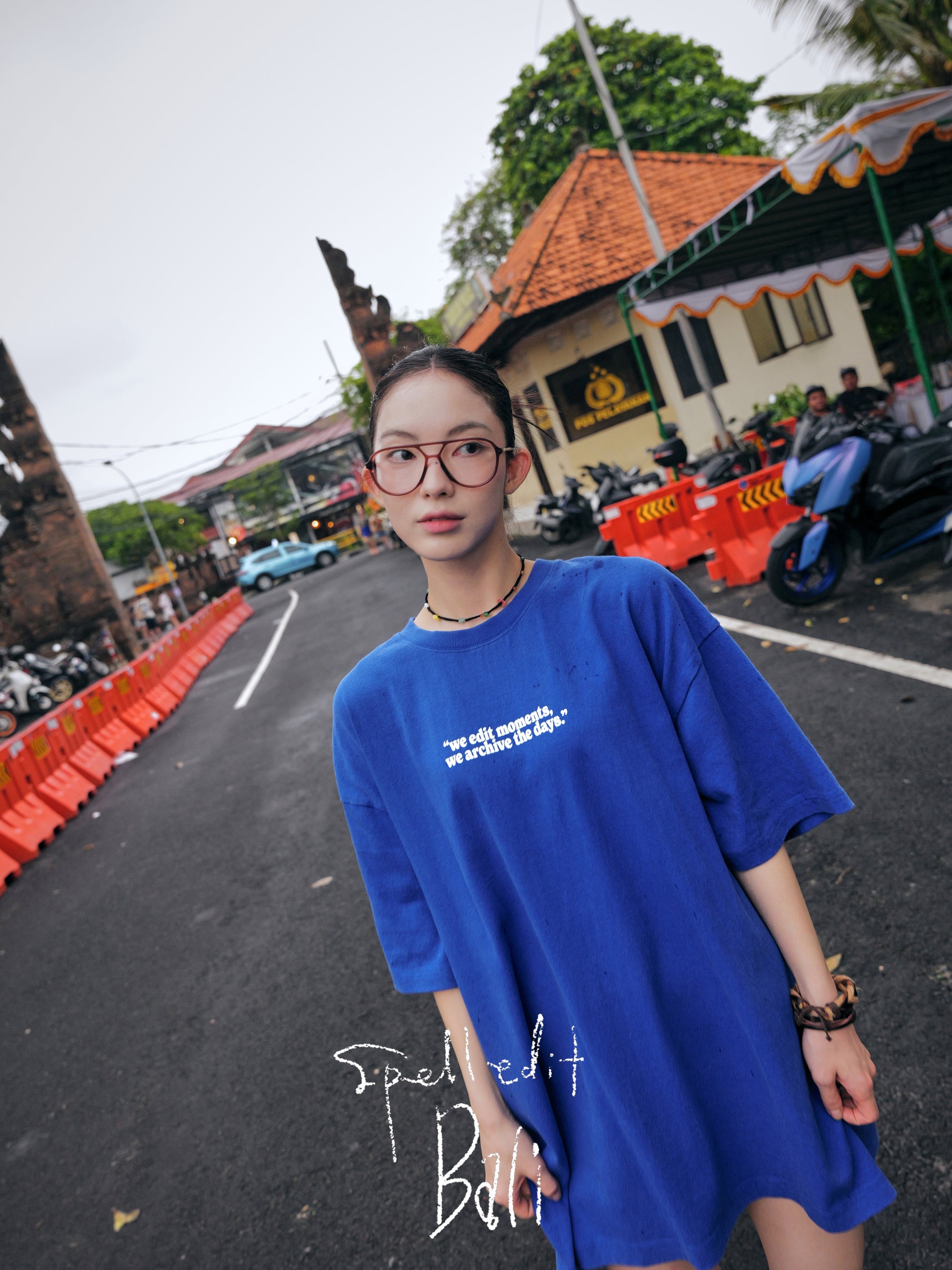 EDIT AND ARCHIVE T-SHIRT