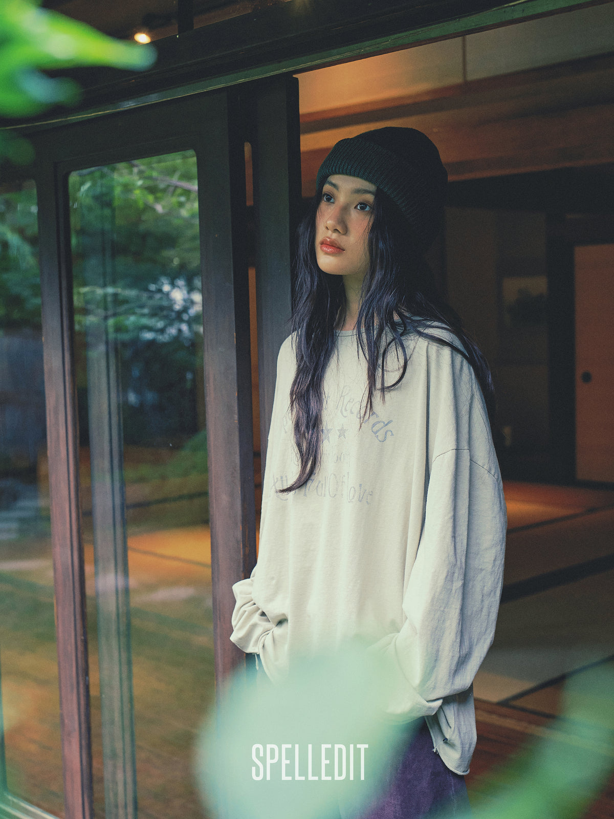 Records printed loose fit long sleeves tee