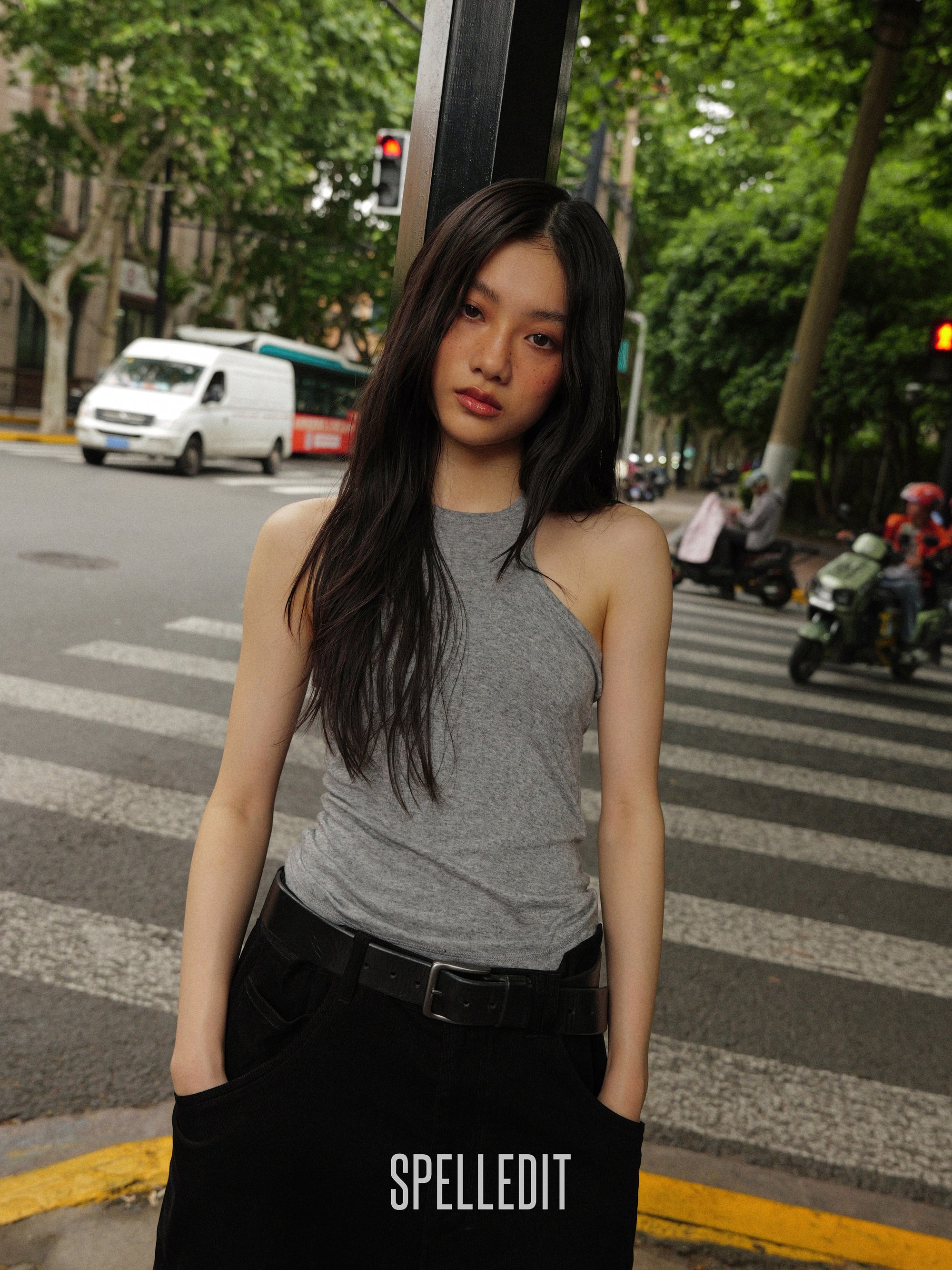 [6/22 PRE]SLIM STRETCH SLEEVELESS