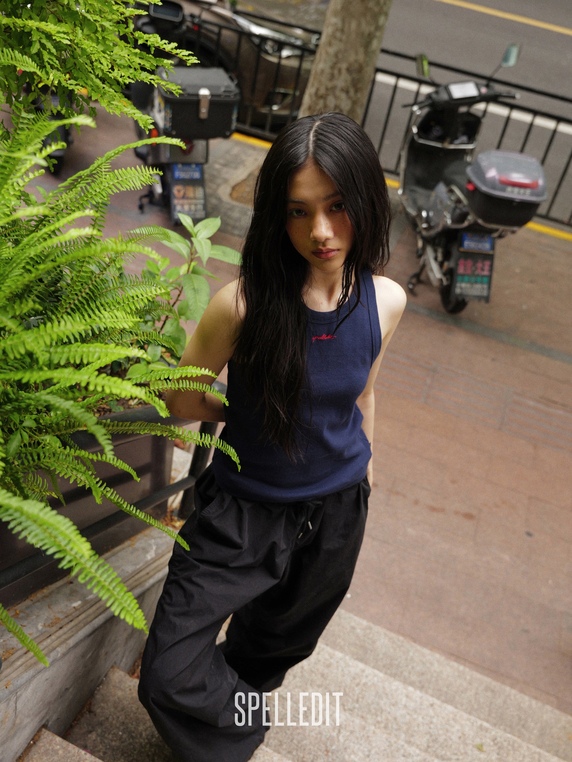 [6/22 PRE]BASIC LOGO RIBBED SLEEVELESS