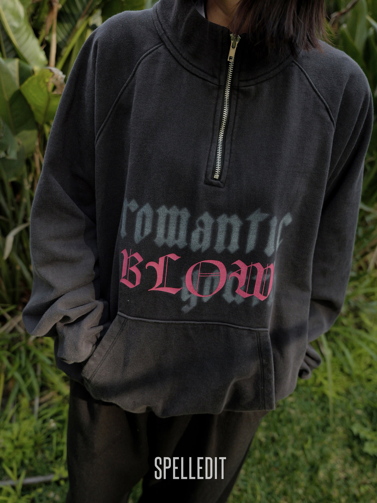 ROMANTIC HIGH NECK HALF ZIP SWEATSHIRT