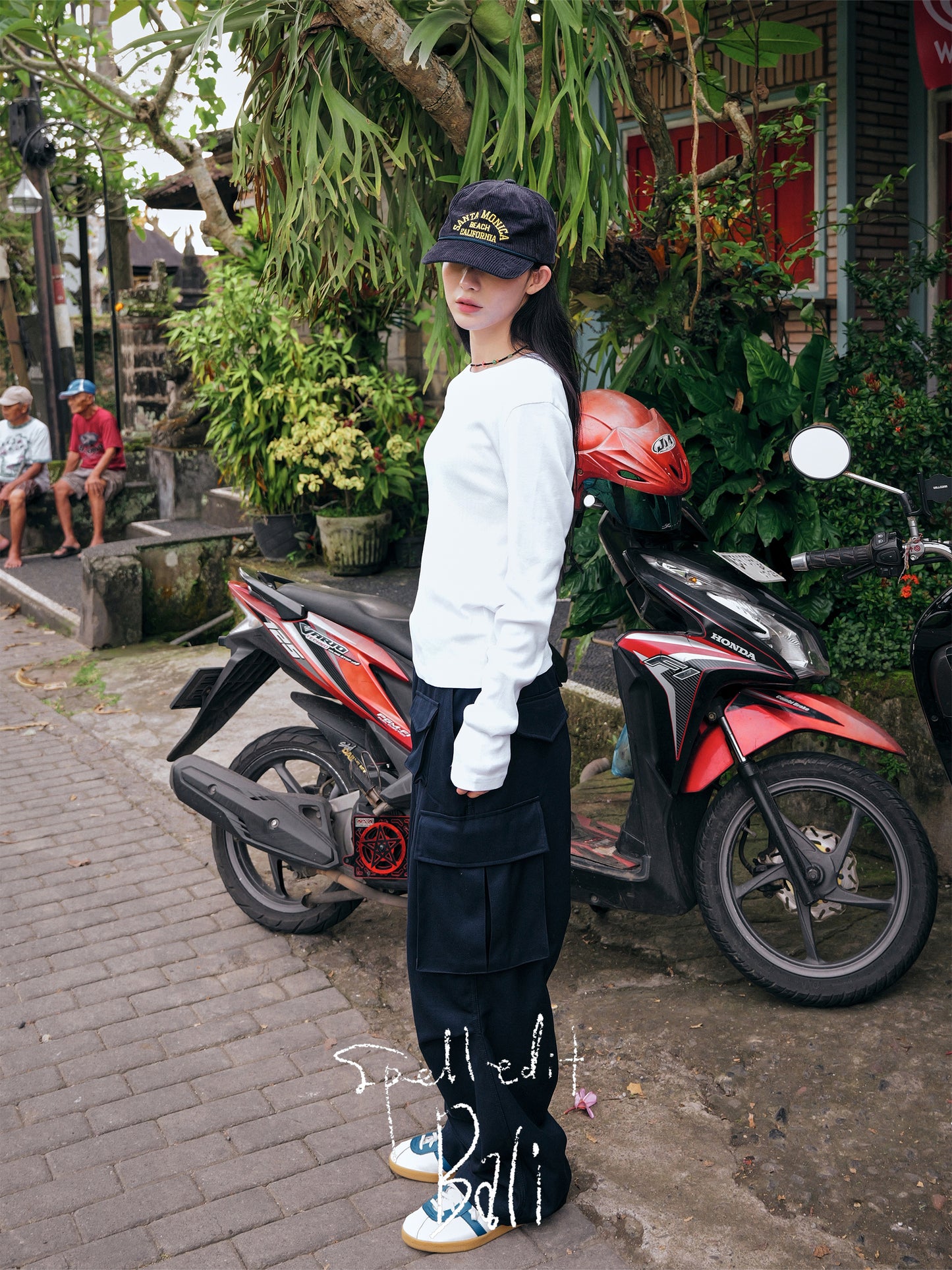 RIBBED CREW NECK LONG SLEEVE T-SHIRT