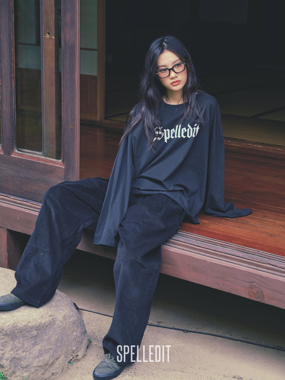 Stripe contrasted corduroy pants