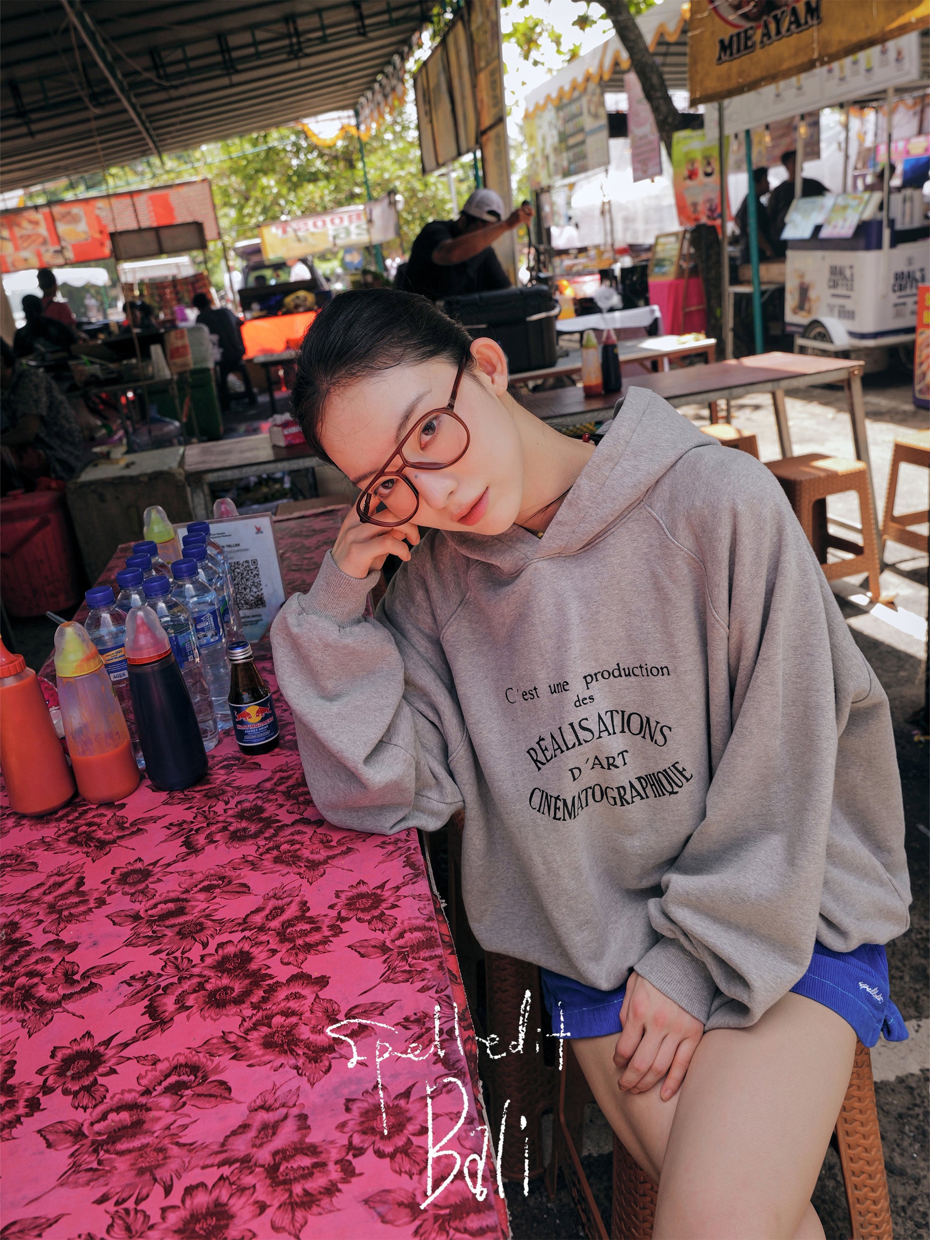 LETTERING RAGLAN HOODIE