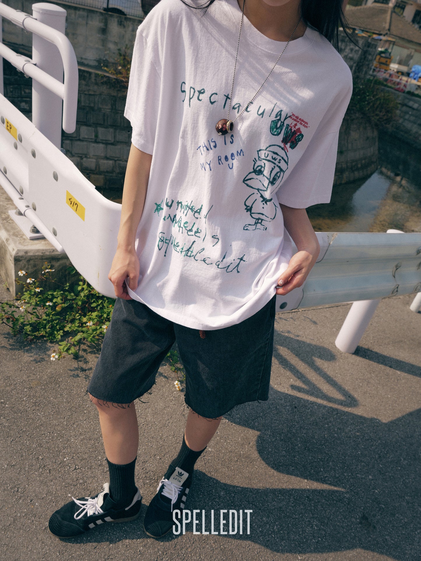 SPECTACULAR T-SHIRT