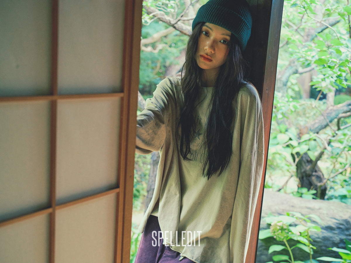 Records printed loose fit long sleeves tee
