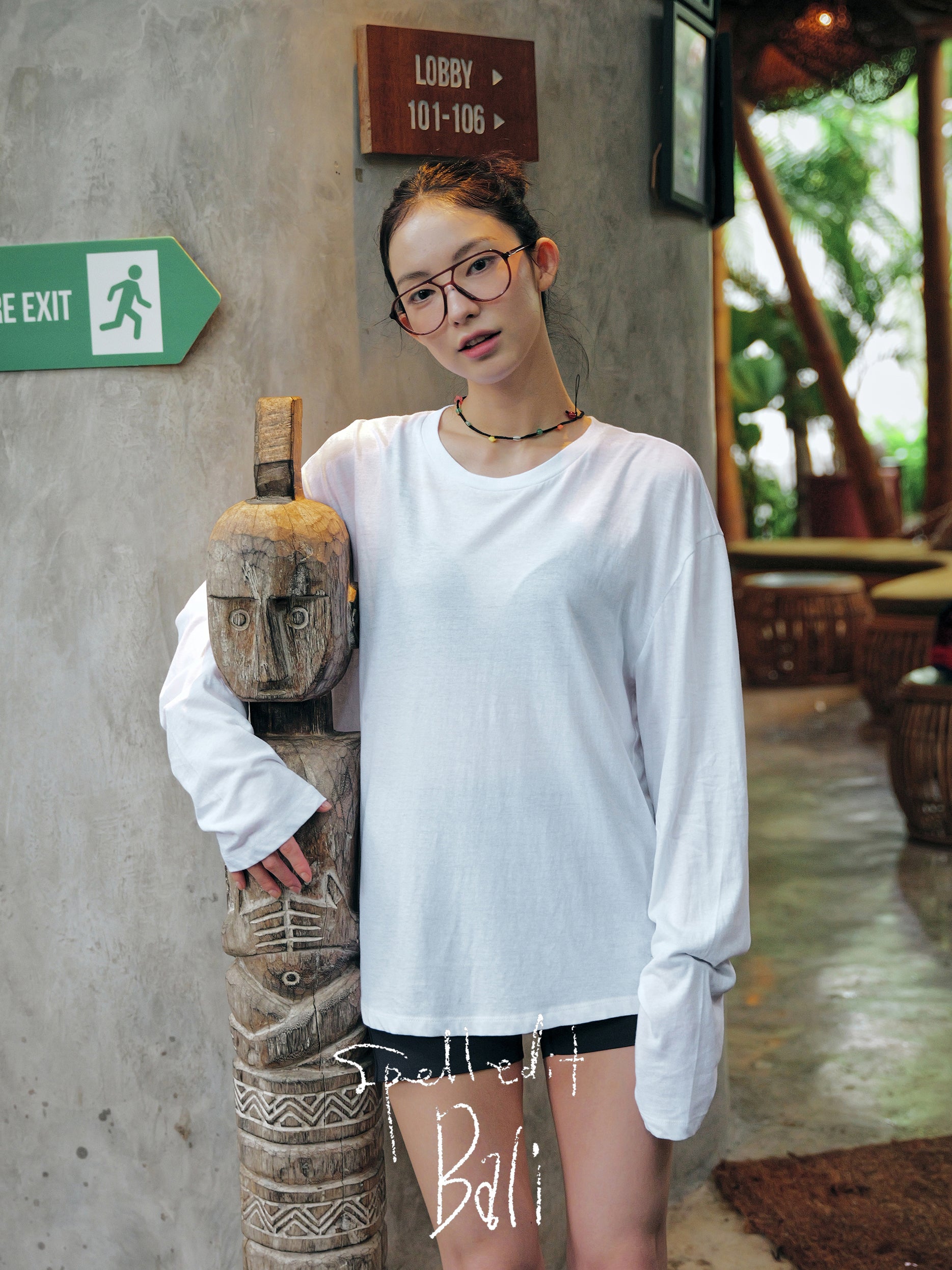 BASIC LOOSE-FIT LONG SLEEVE T-SHIRT
