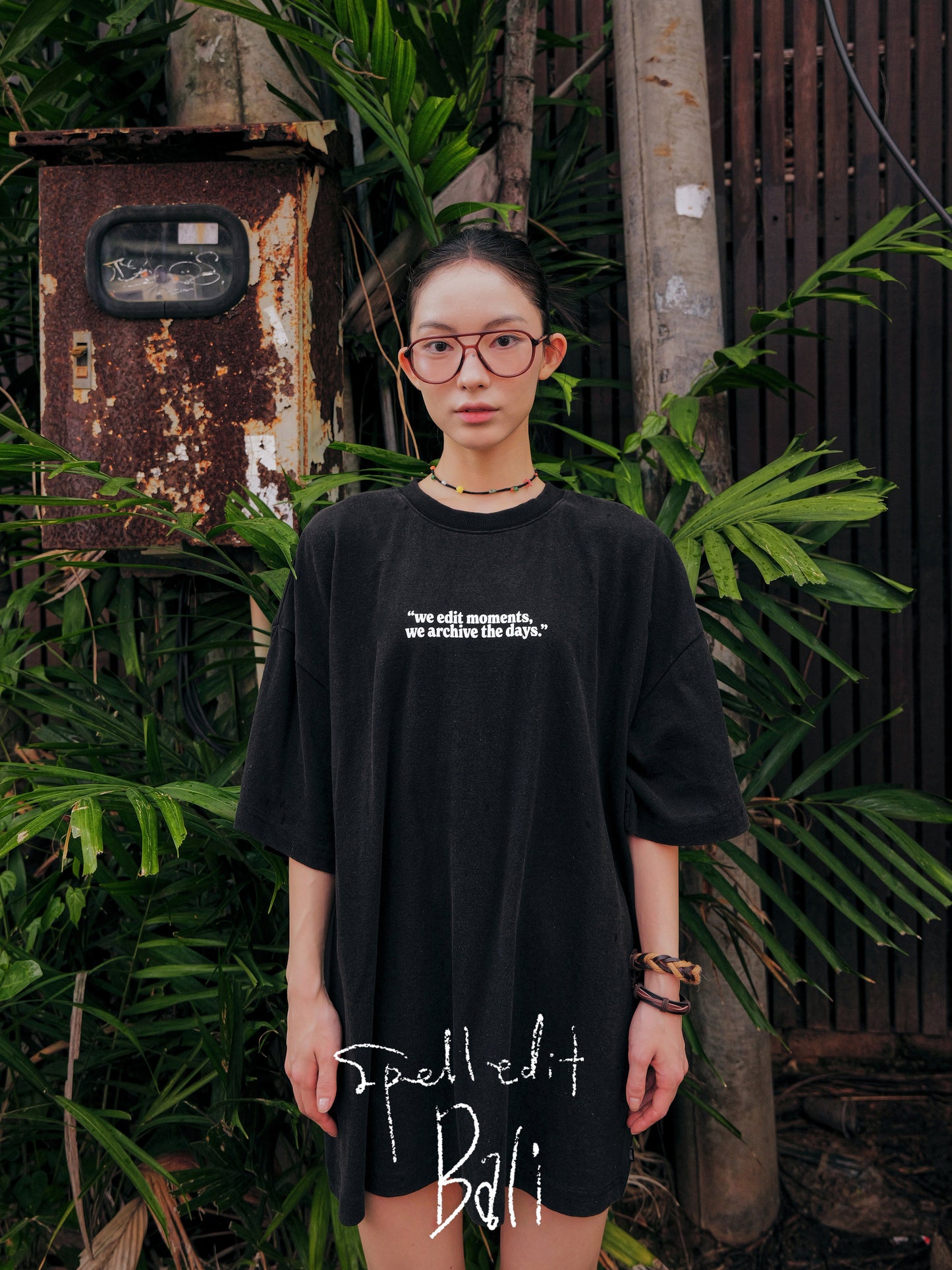 EDIT AND ARCHIVE T-SHIRT