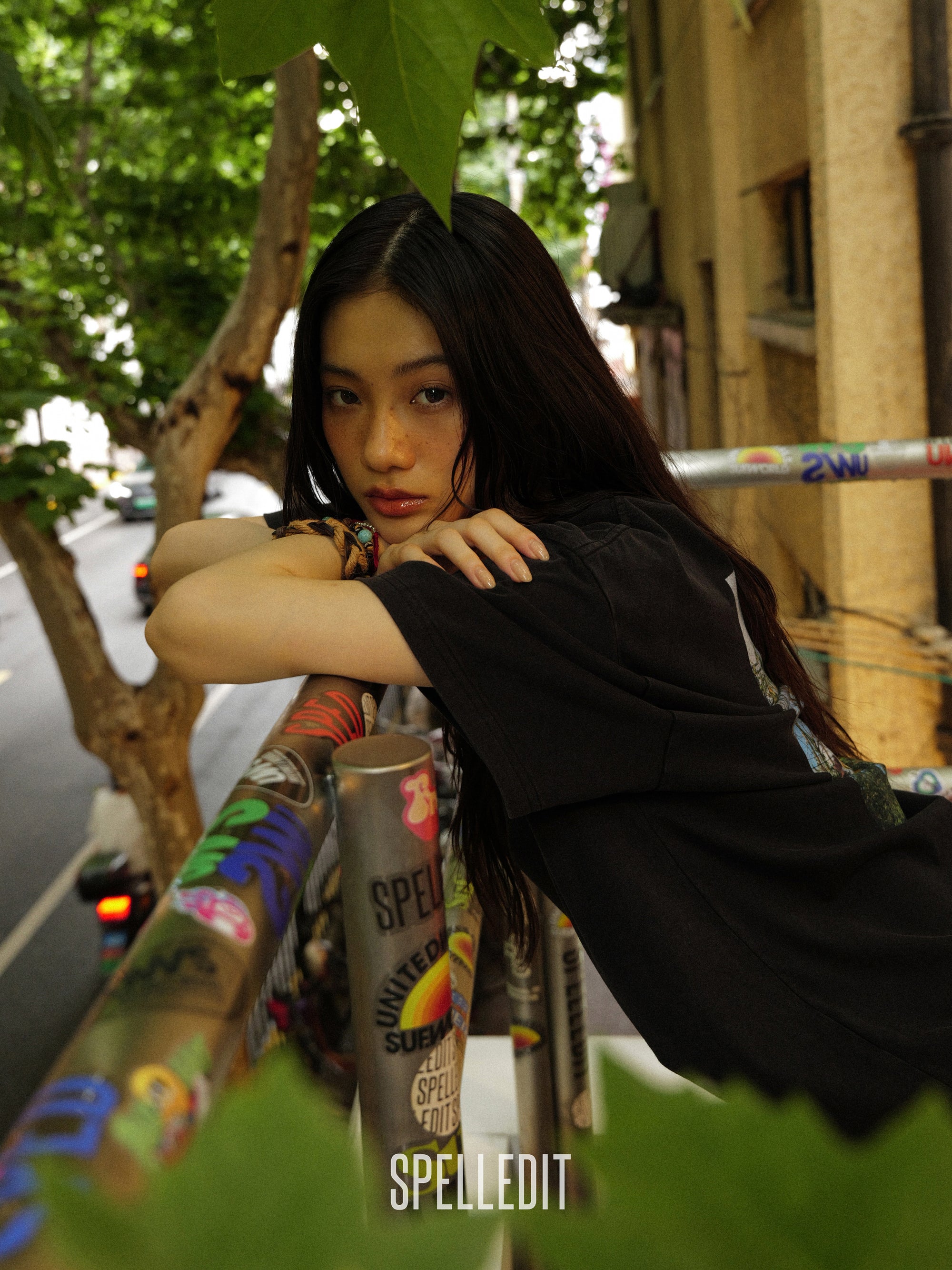 [6/22 PRE]FLOWER SCENERY T-SHIRT
