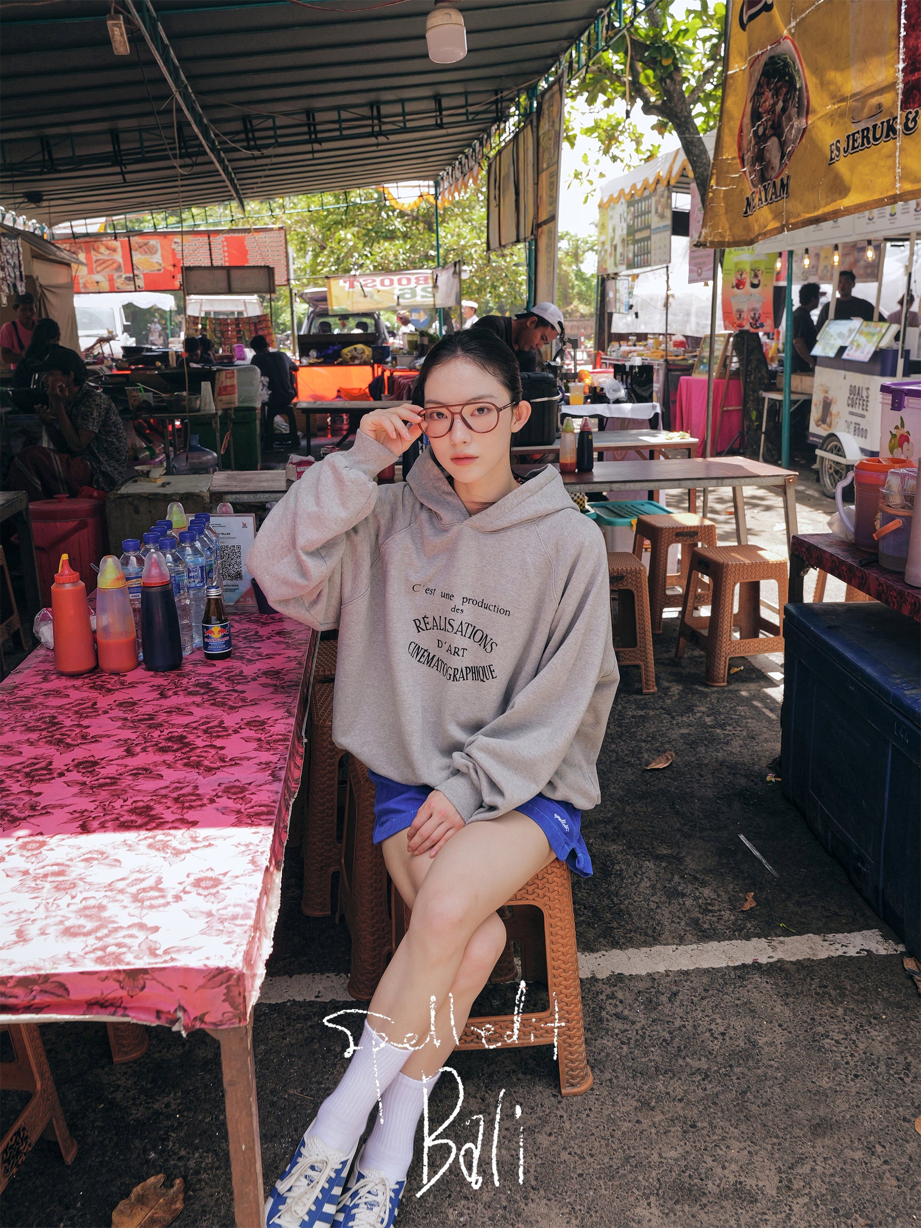 LETTERING RAGLAN HOODIE