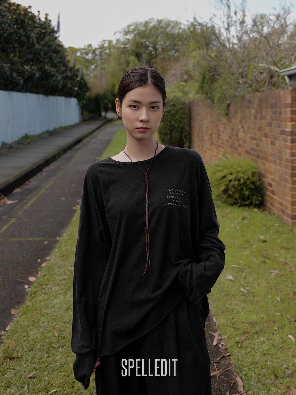 UWS HANDWRITTEN LONG SLEEVE T-SHIRT