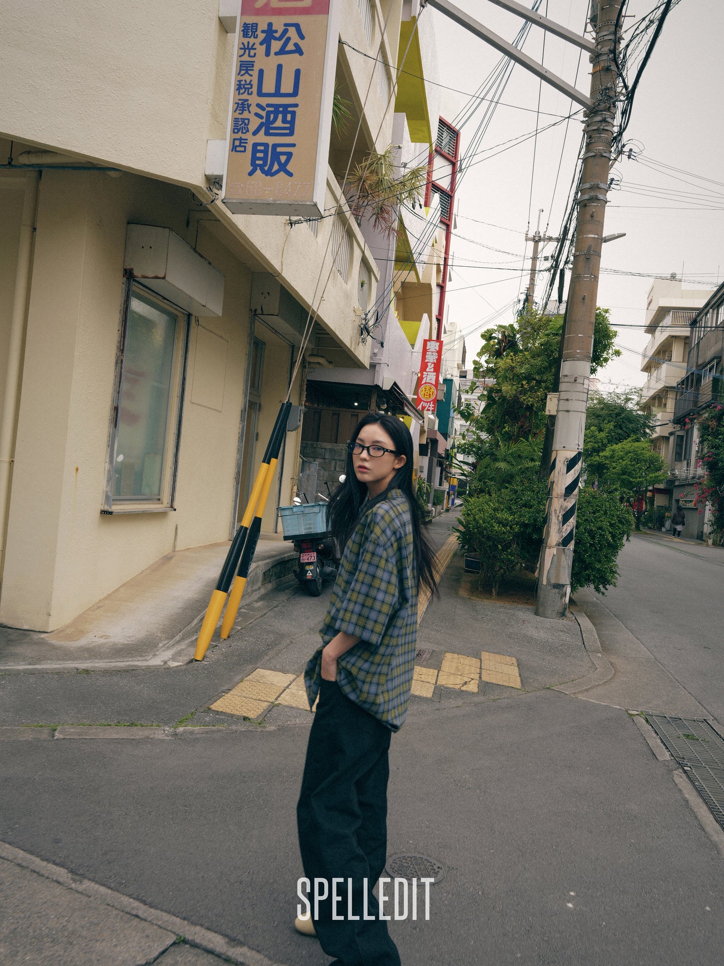 CHECK SHORT SLEEVE SHIRT