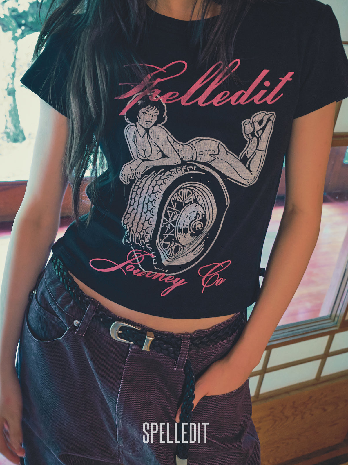 Pin-up girl printed slim fit short sleeves tee