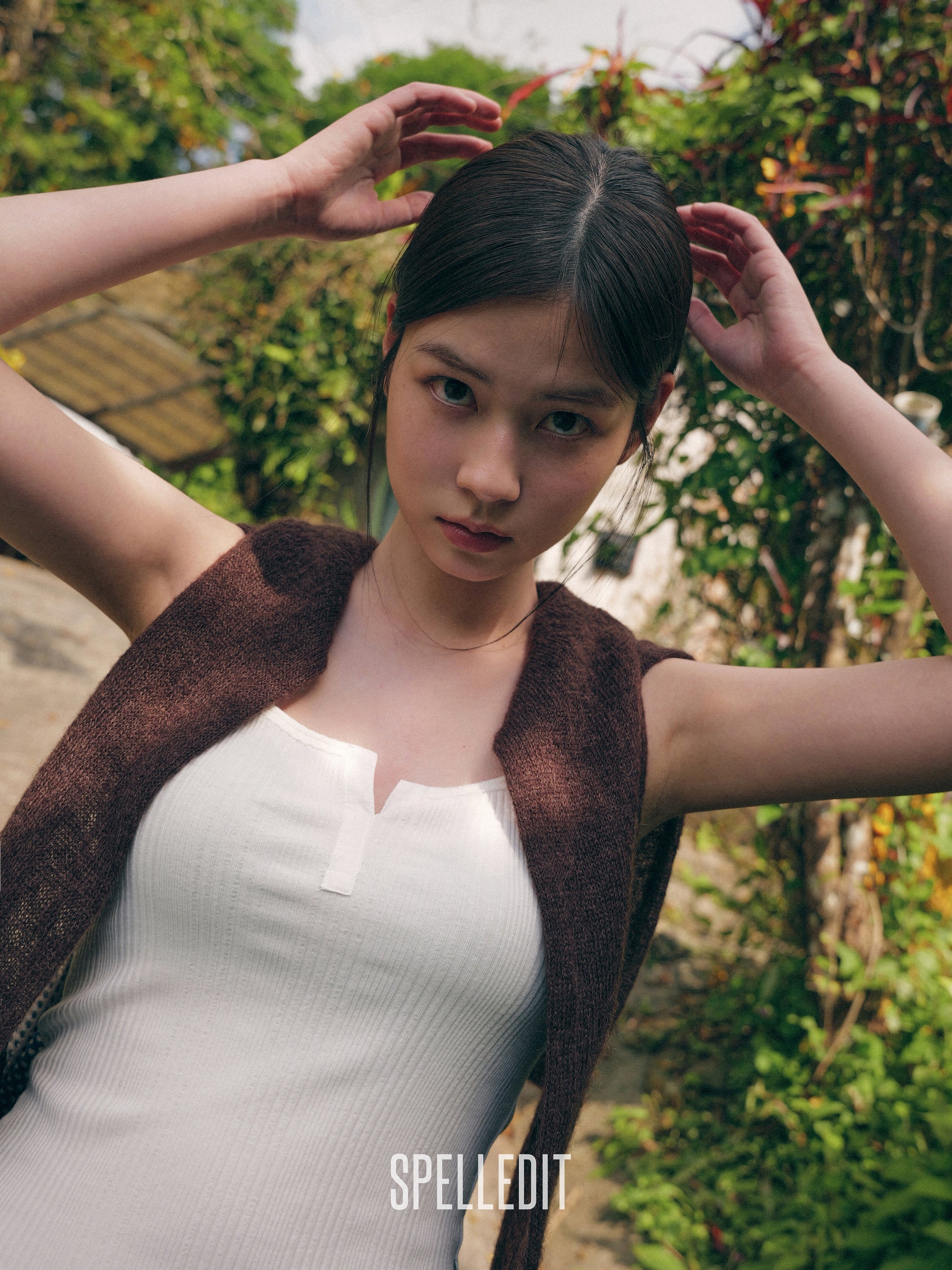 RIBBED PLACKET SLEEVELESS