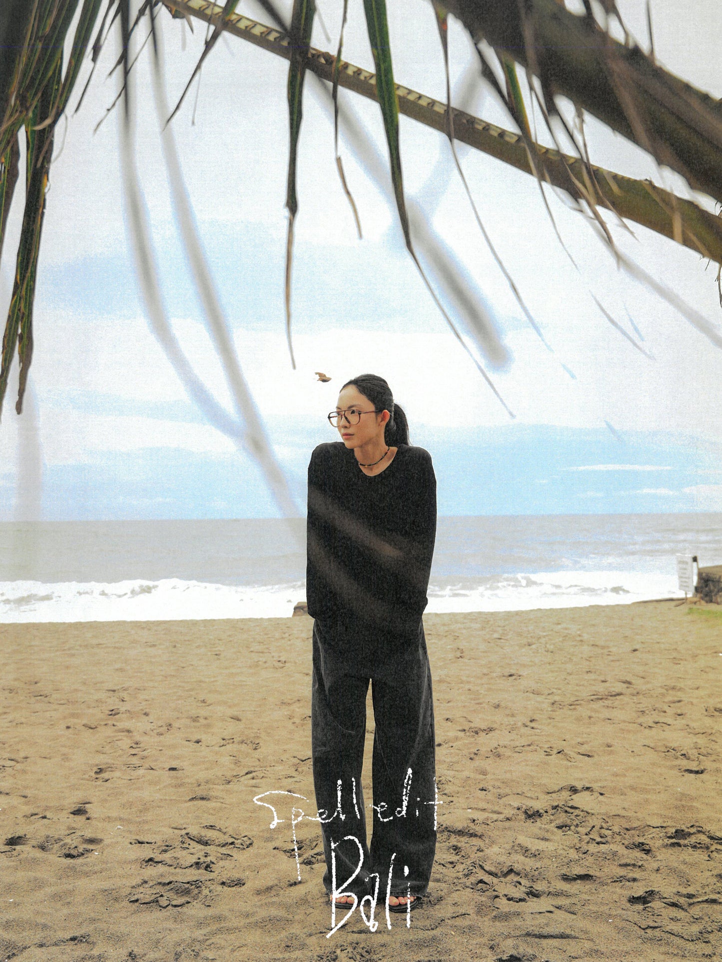 BASIC LOOSE-FIT LONG SLEEVE T-SHIRT
