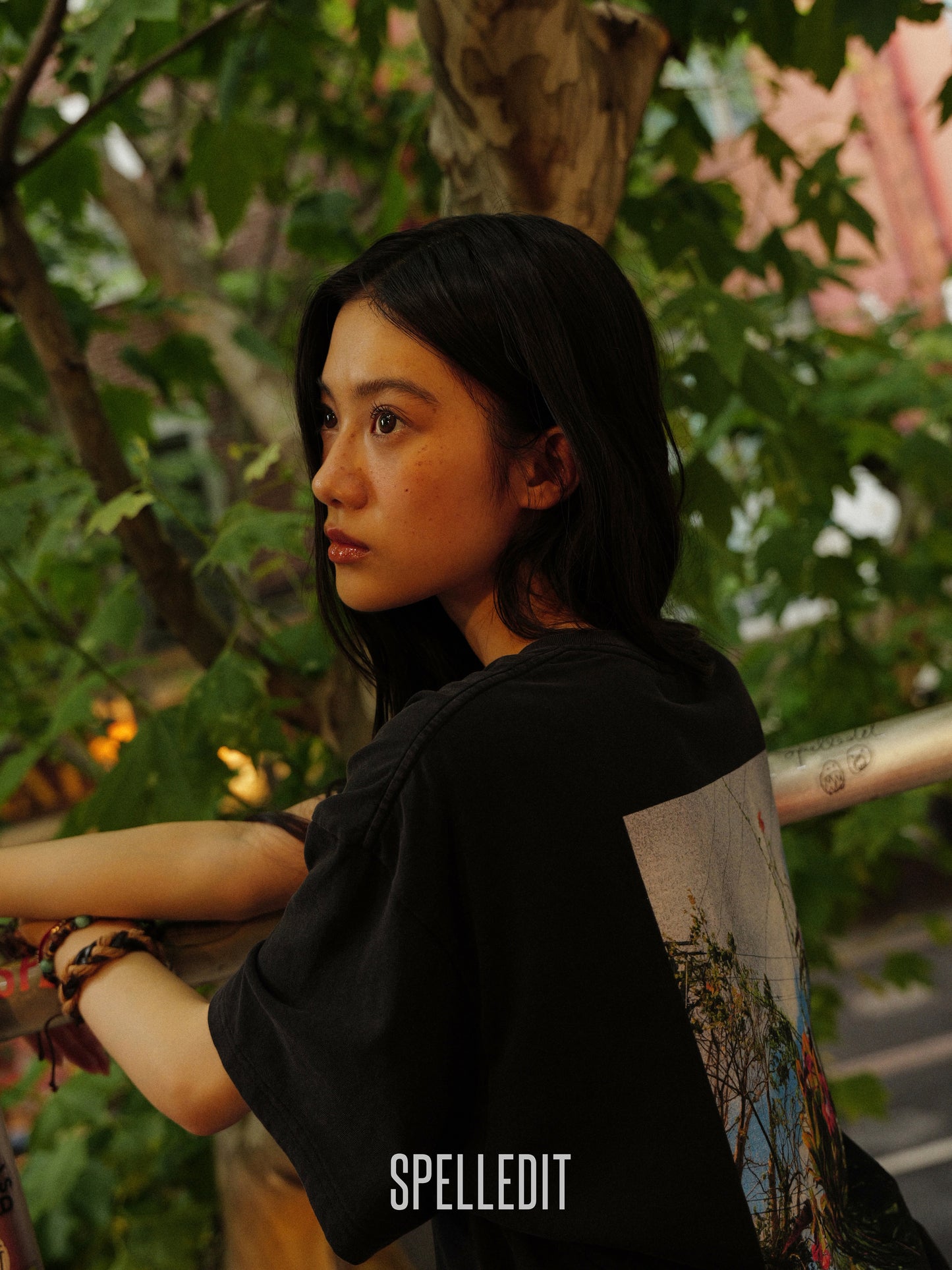 [6/22 PRE]FLOWER SCENERY T-SHIRT
