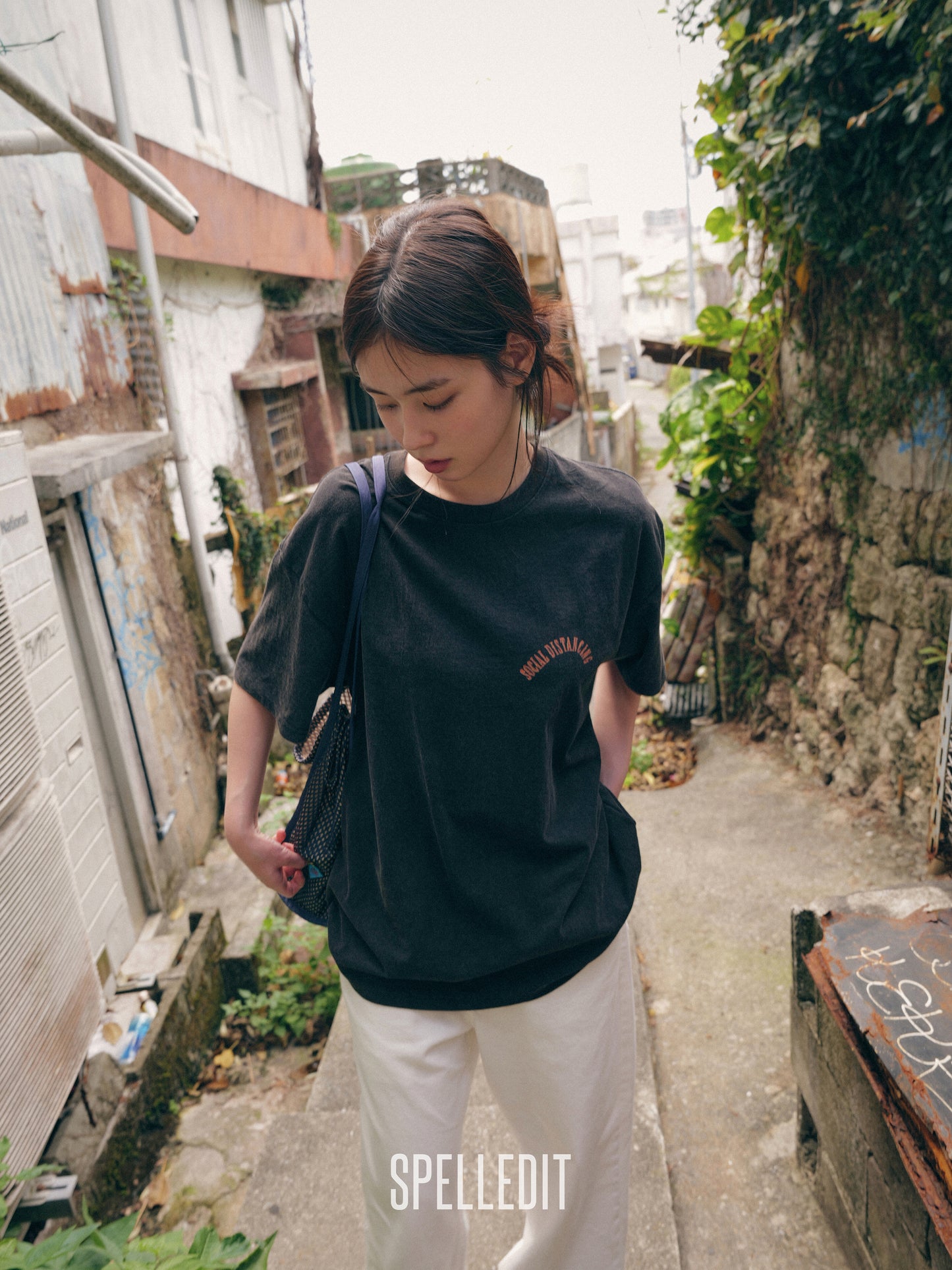 SKULL GRAPHIC T-SHIRT